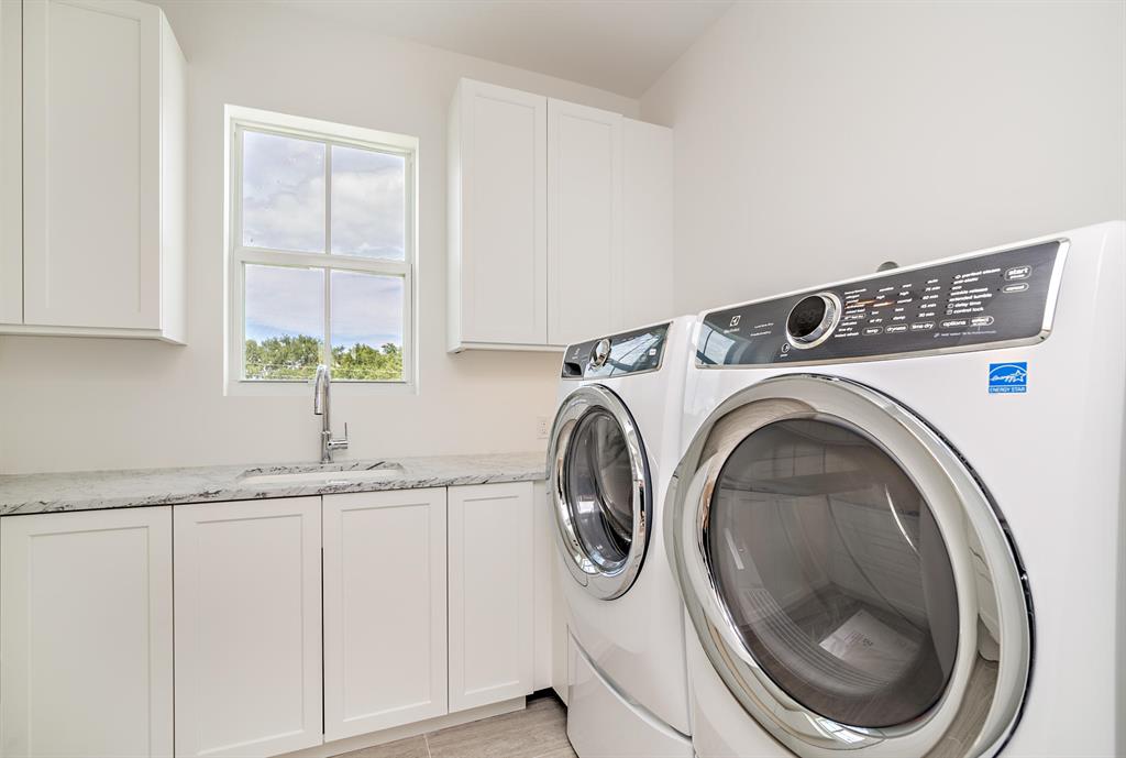 MIRAMAR - Residential