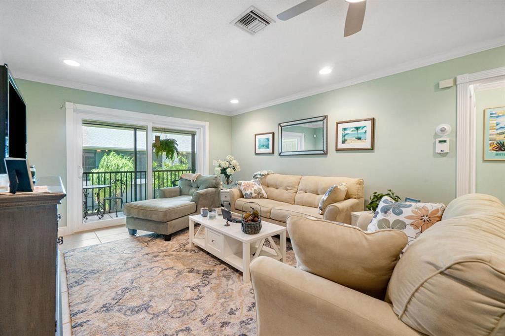 Photo of 809 NE 1st Street #4e, Delray Beach, FL 33483 (MLS # R10656232)