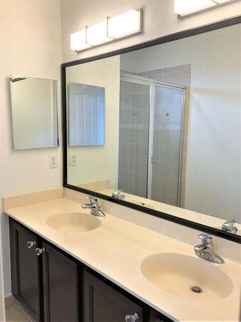 CITYSIDE CONDO - Residential Lease