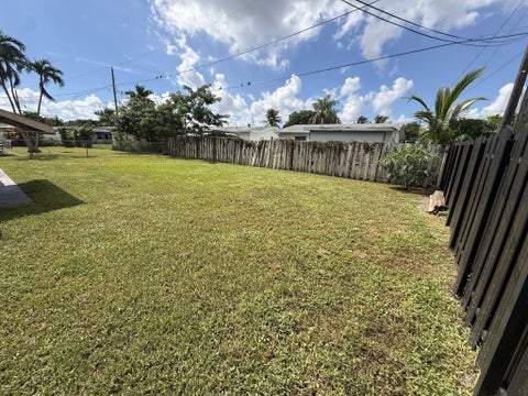 Tiny photo for 2287 NW 81ST Avenue, Sunrise, FL 33322 (MLS # B26088901)