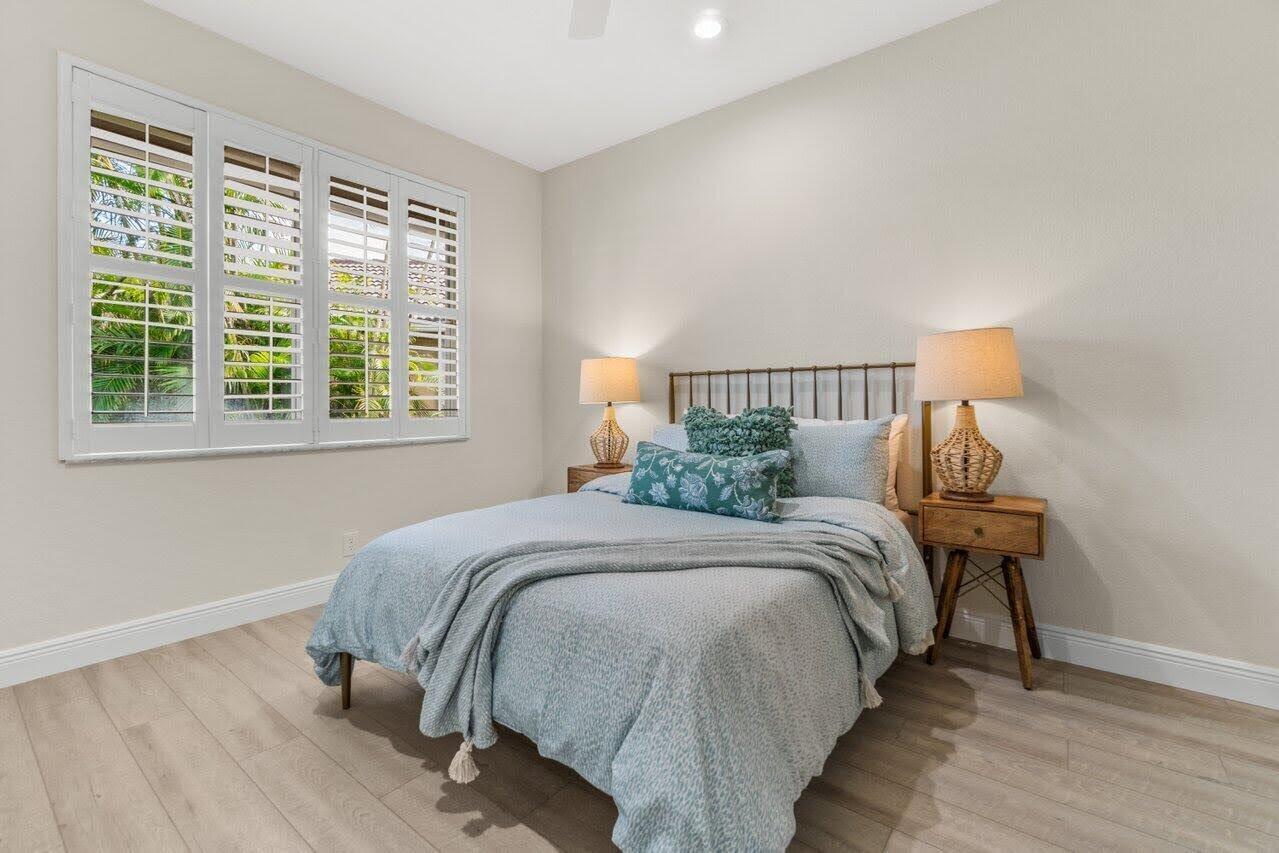 LAKEFIELD OF THE LANDINGS AT WELLINGTON - Residential