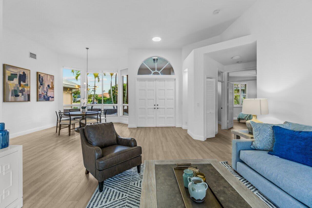 LAKEFIELD OF THE LANDINGS AT WELLINGTON - Residential