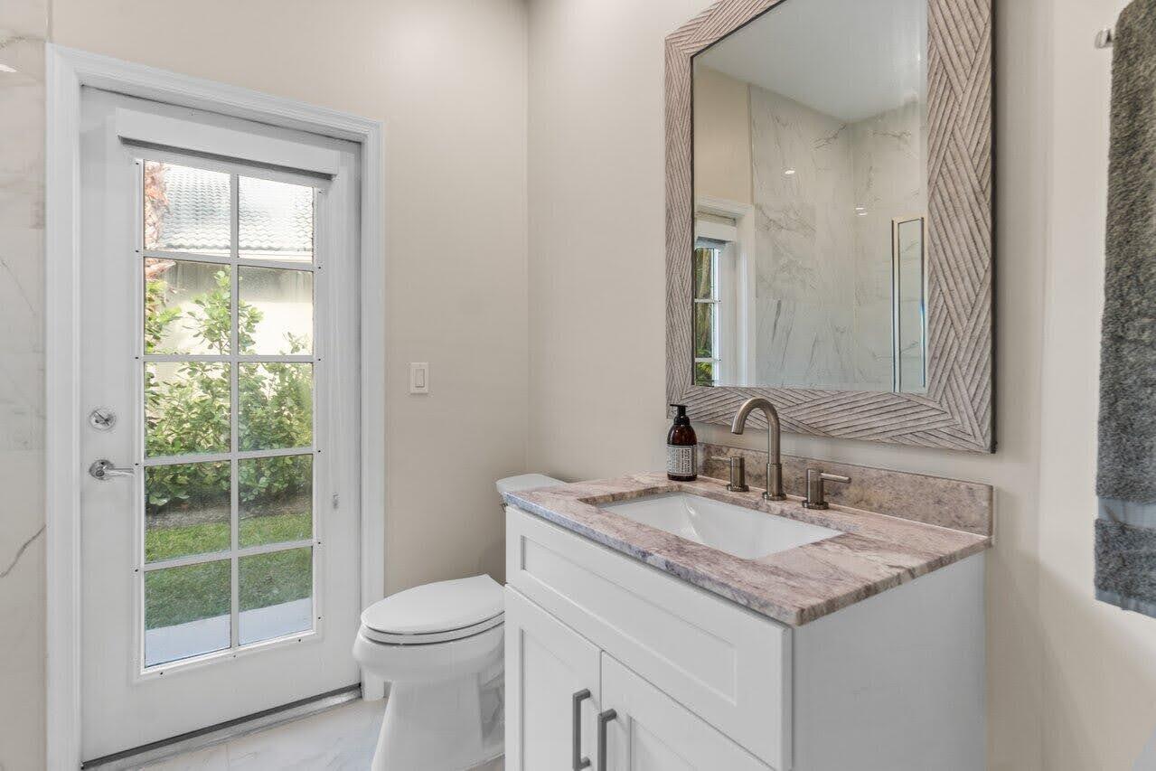 LAKEFIELD OF THE LANDINGS AT WELLINGTON - Residential