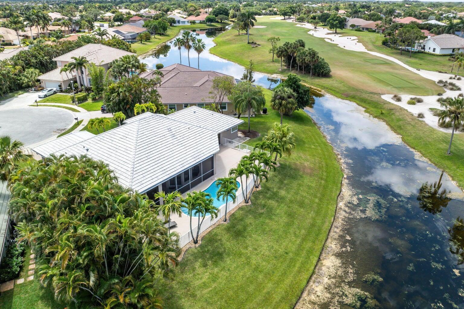 LAKEFIELD OF THE LANDINGS AT WELLINGTON - Residential