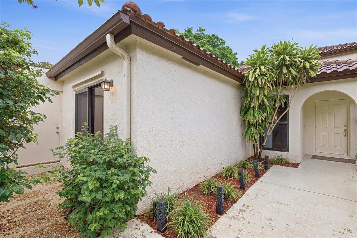 3130 KINGSWOOD Terrace