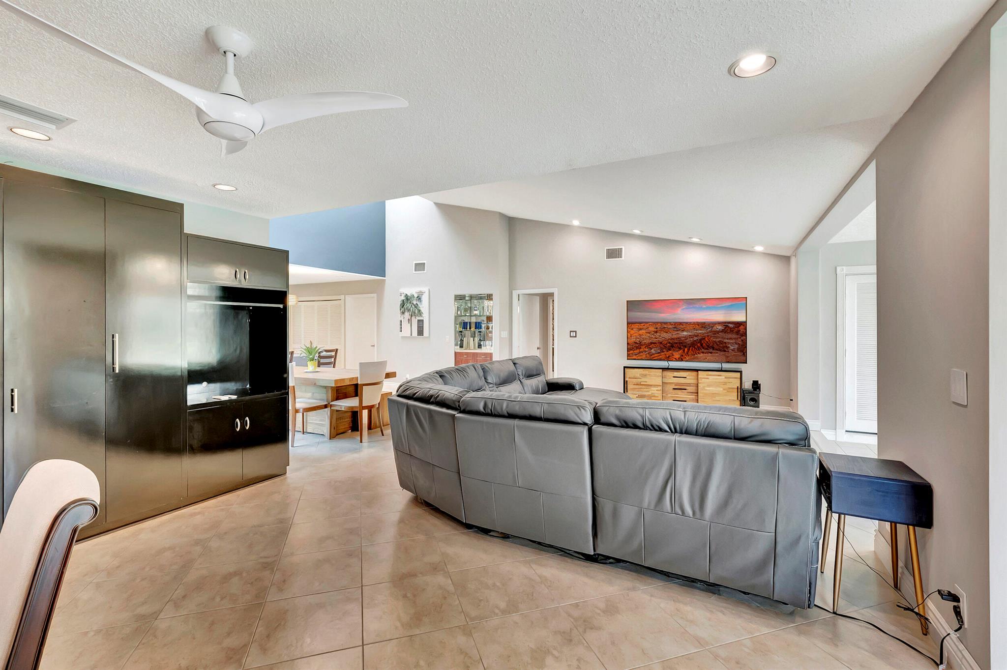 EASTGATE II AT HUNTERS RUN CONDO - Residential