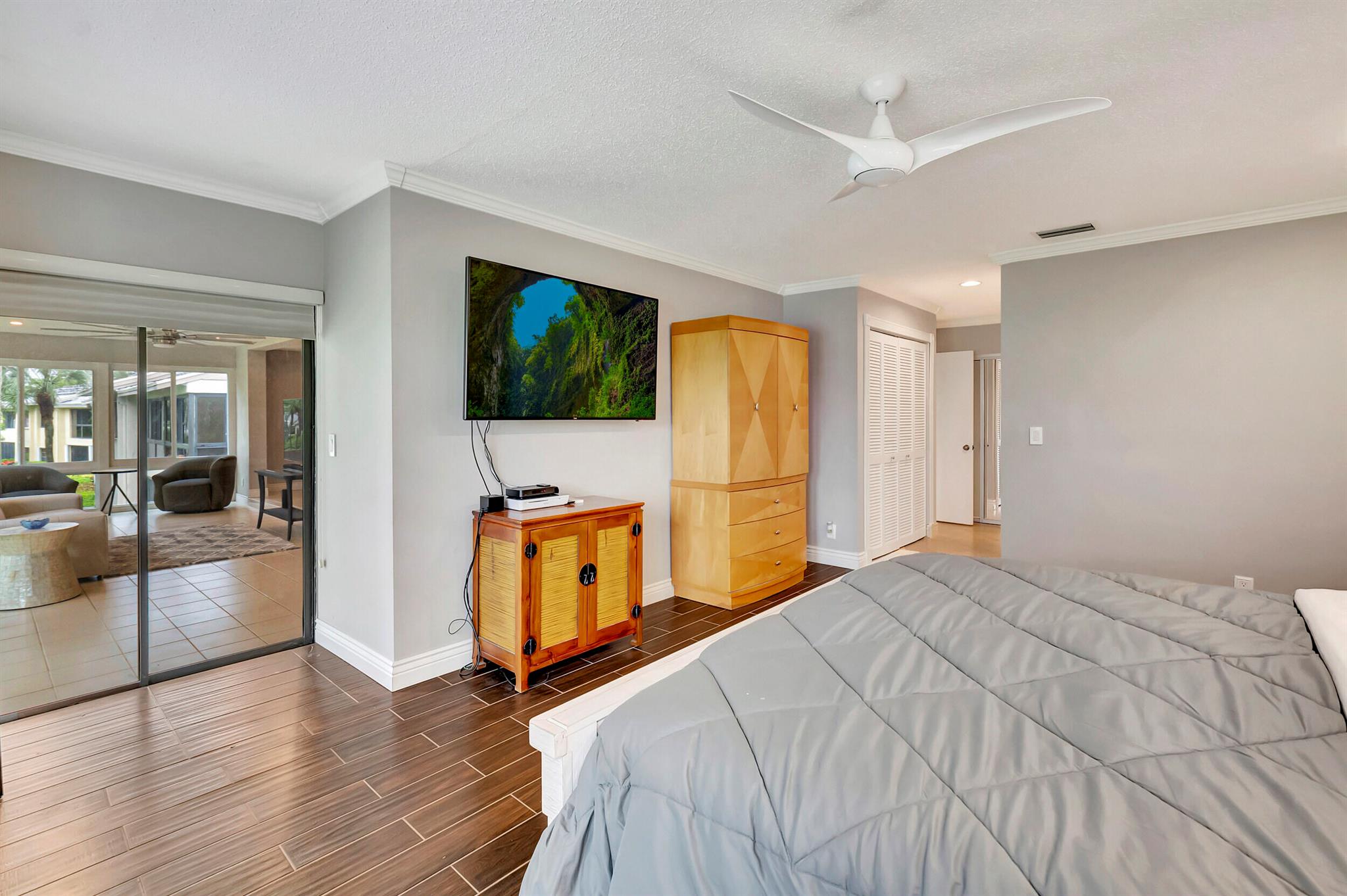 EASTGATE II AT HUNTERS RUN CONDO - Residential