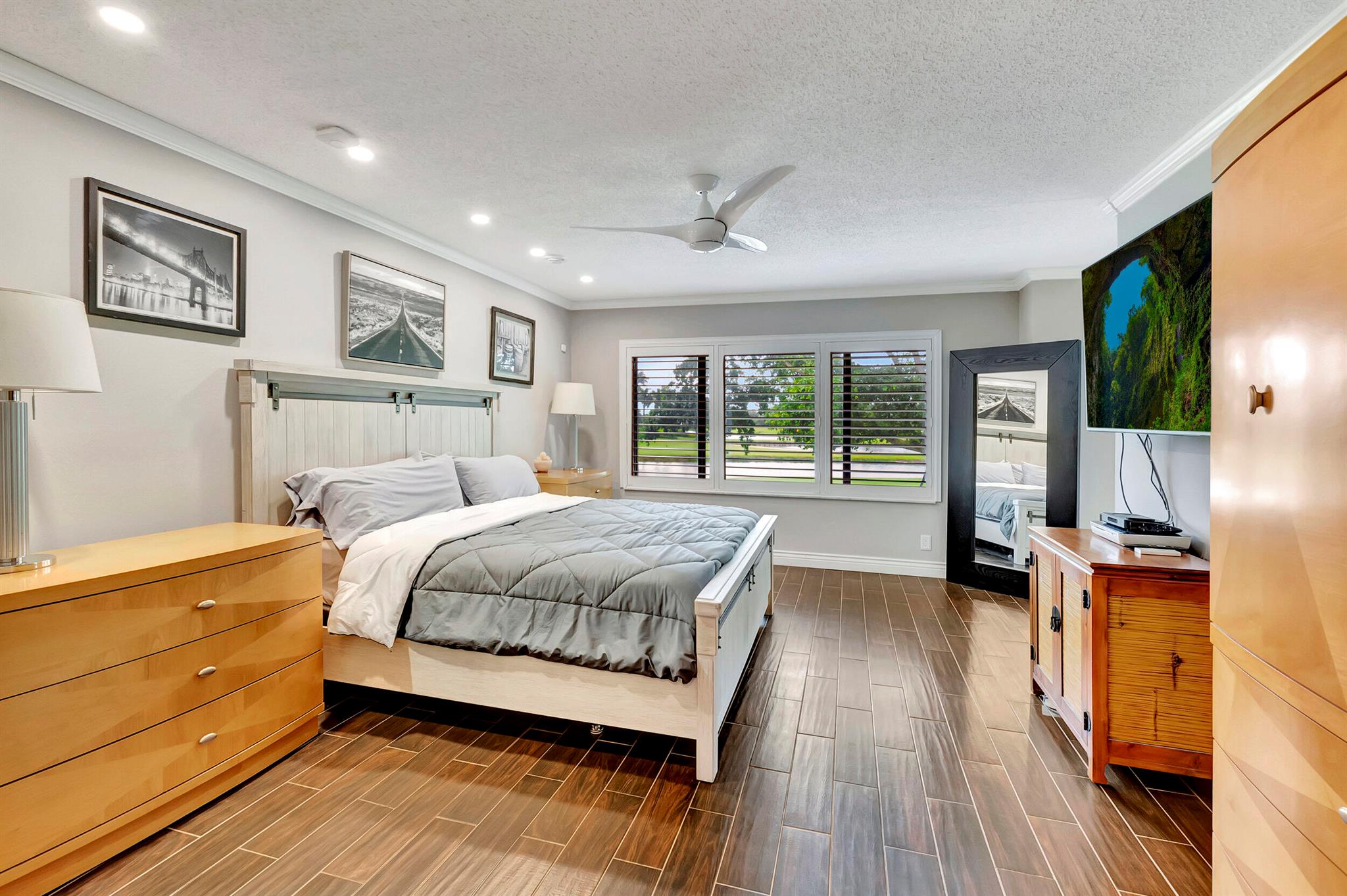 EASTGATE II AT HUNTERS RUN CONDO - Residential