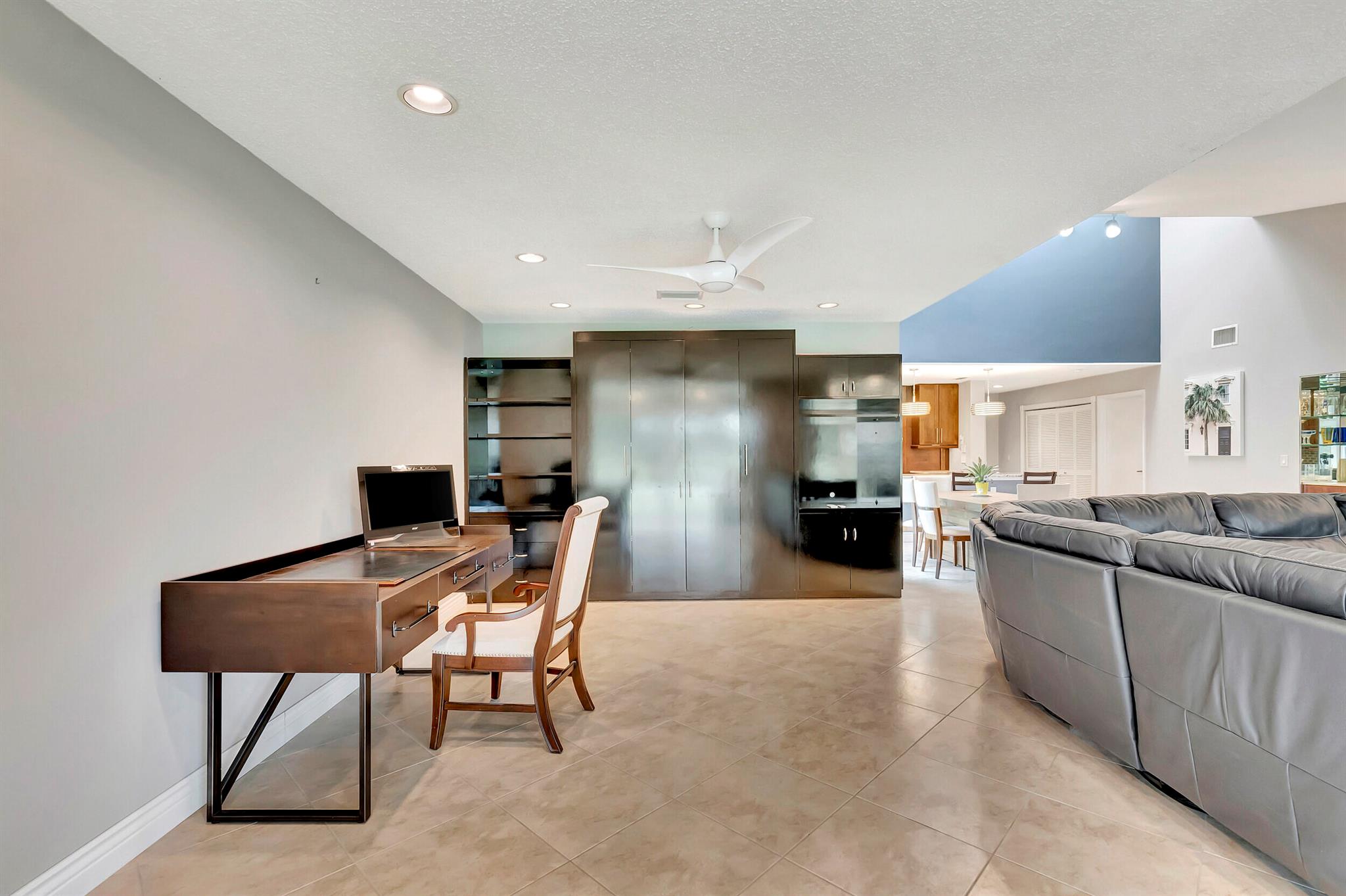 EASTGATE II AT HUNTERS RUN CONDO - Residential