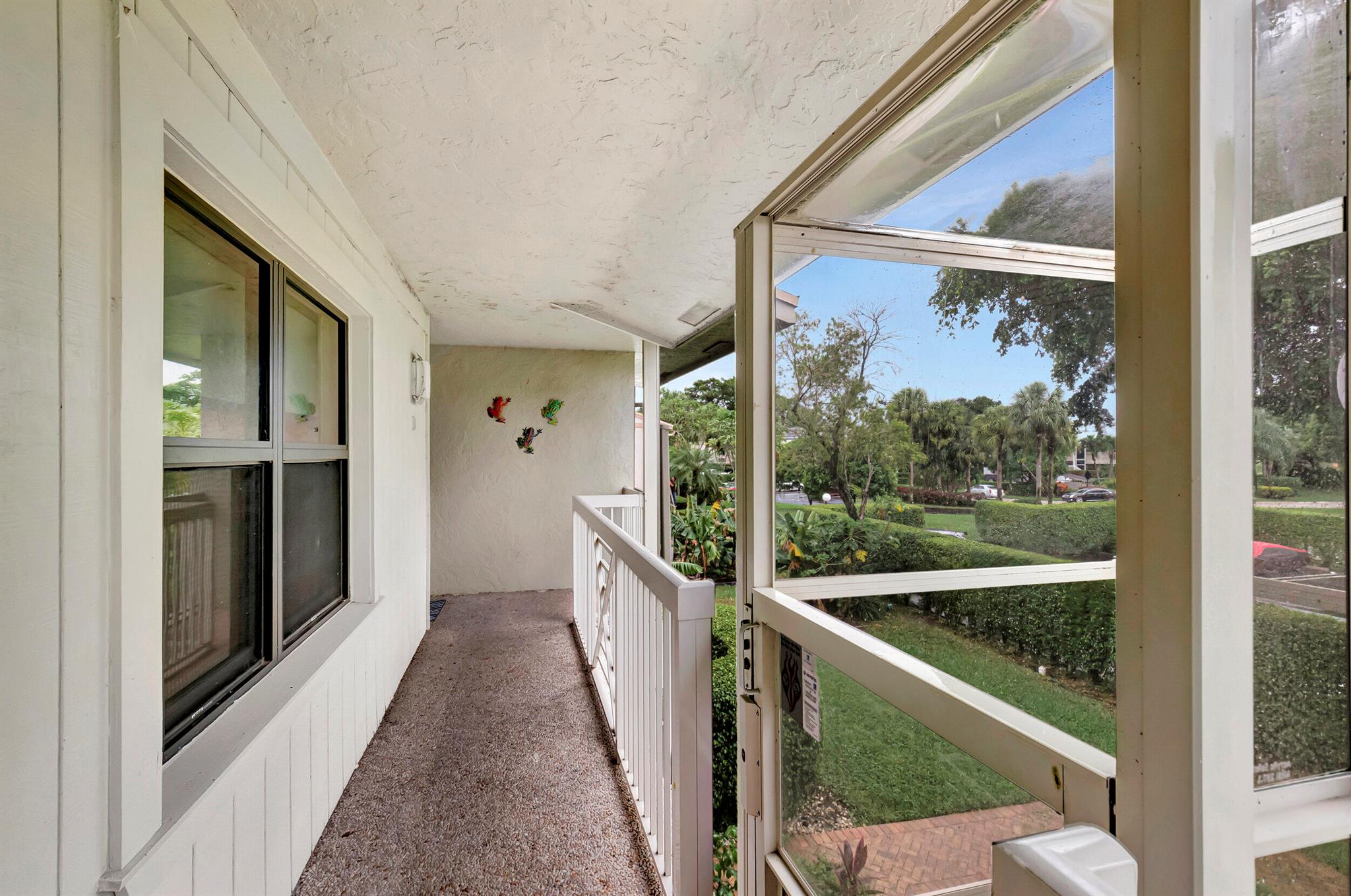 EASTGATE II AT HUNTERS RUN CONDO - Residential