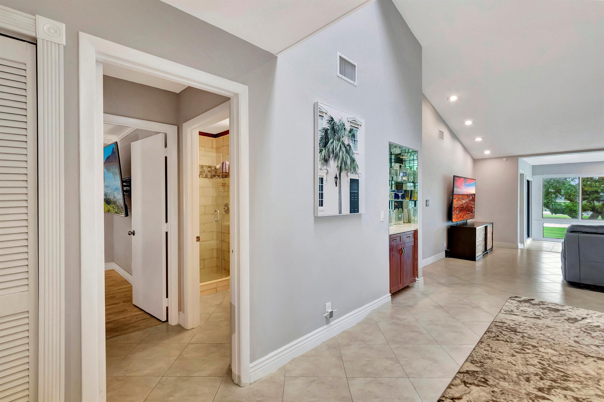 EASTGATE II AT HUNTERS RUN CONDO - Residential