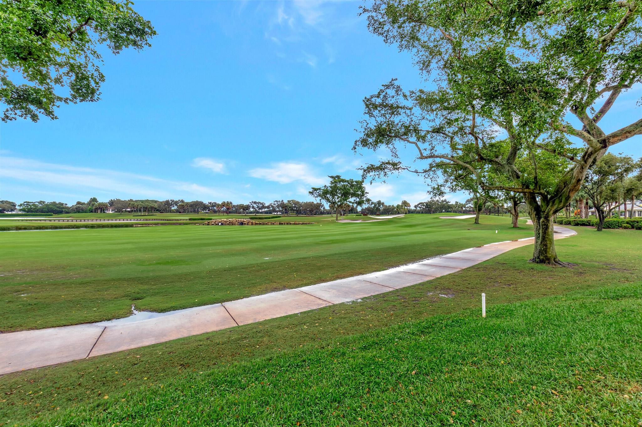 EASTGATE II AT HUNTERS RUN CONDO - Residential