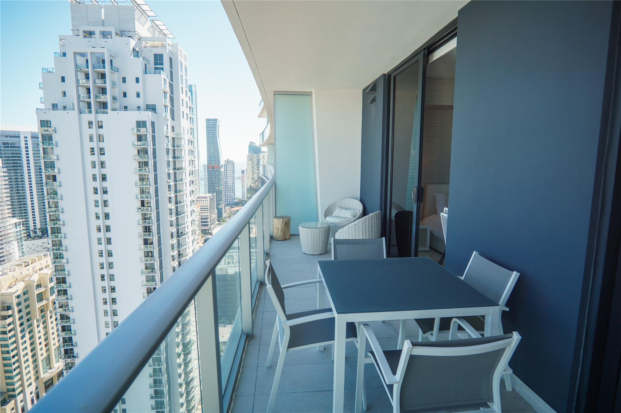 1010 Brickell Ave 4002