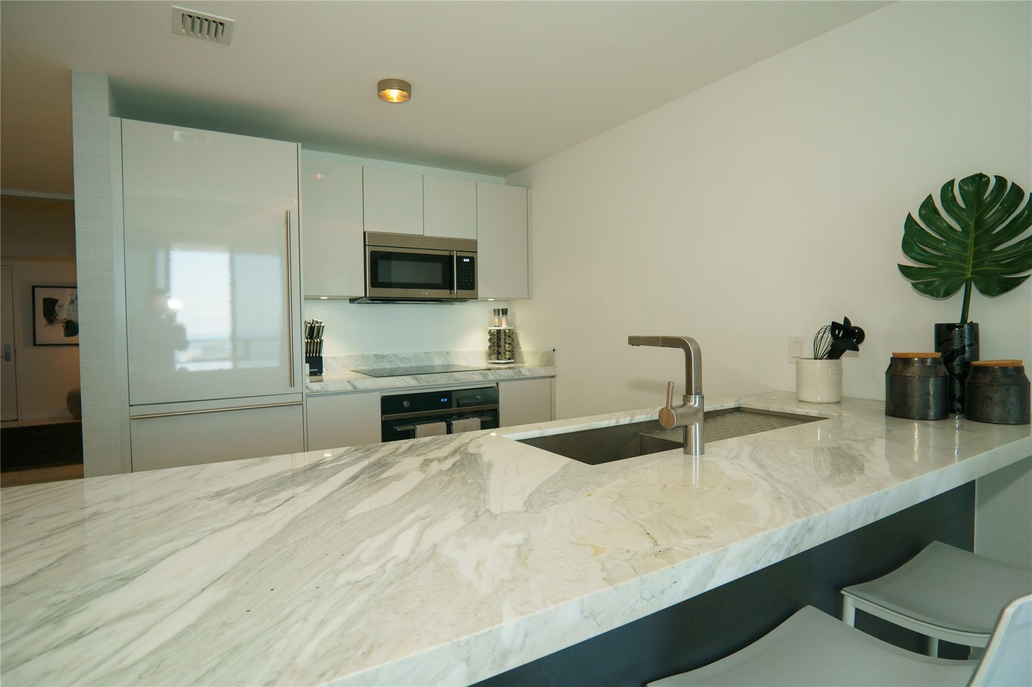 1010 Brickell - Residential Lease