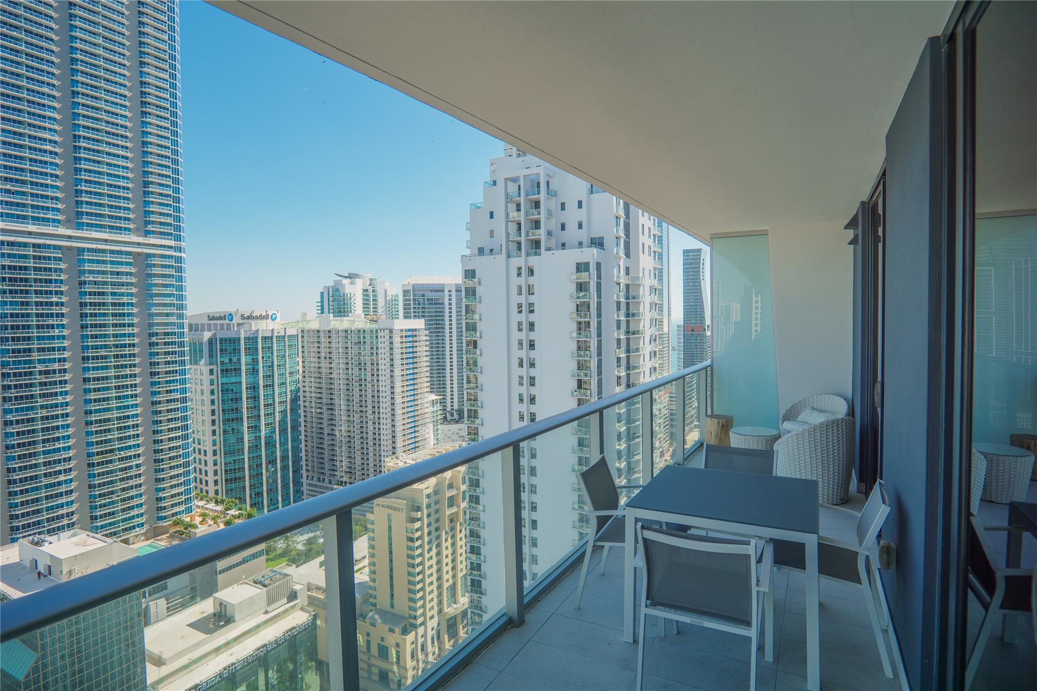 1010 Brickell Ave 4002