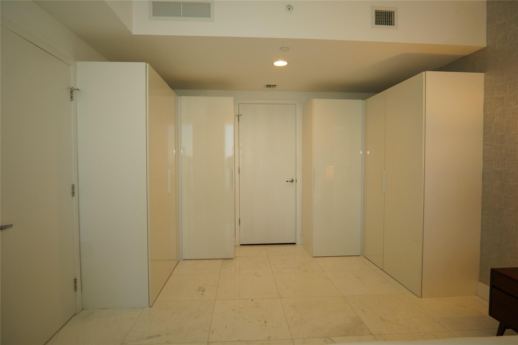 1010 Brickell - Residential Lease