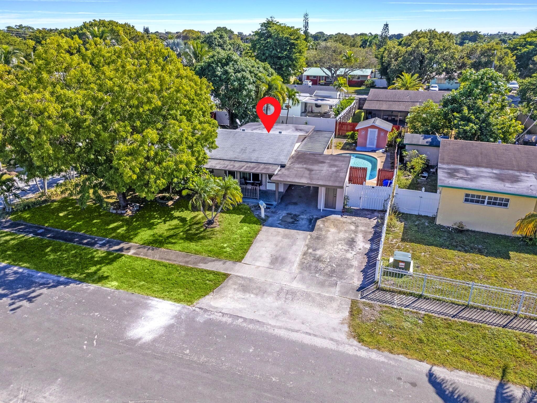 2016 SW 37th Avenue, Fort Lauderdale FL 33312