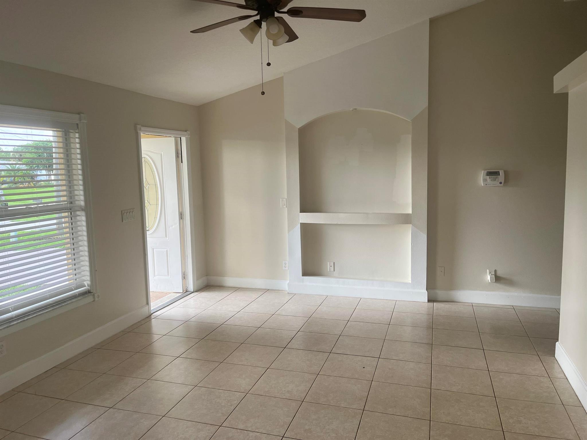 PORT ST LUCIE SECTION 9 - Residential Lease