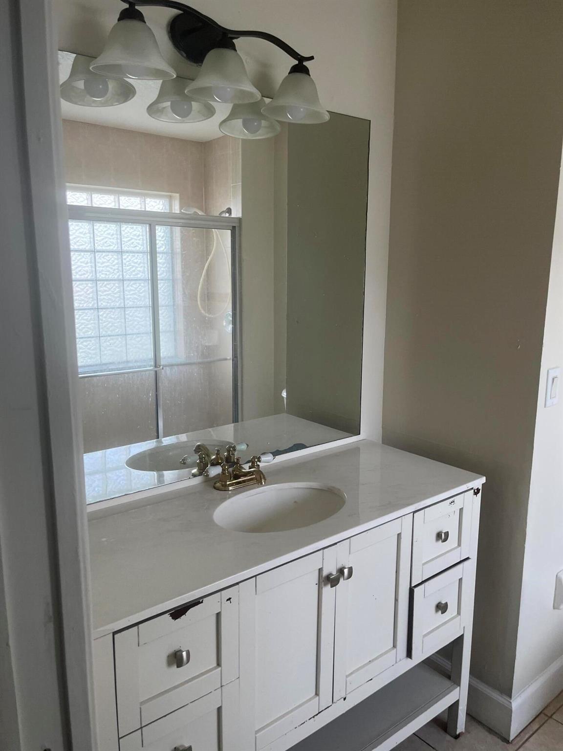 PORT ST LUCIE SECTION 9 - Residential Lease