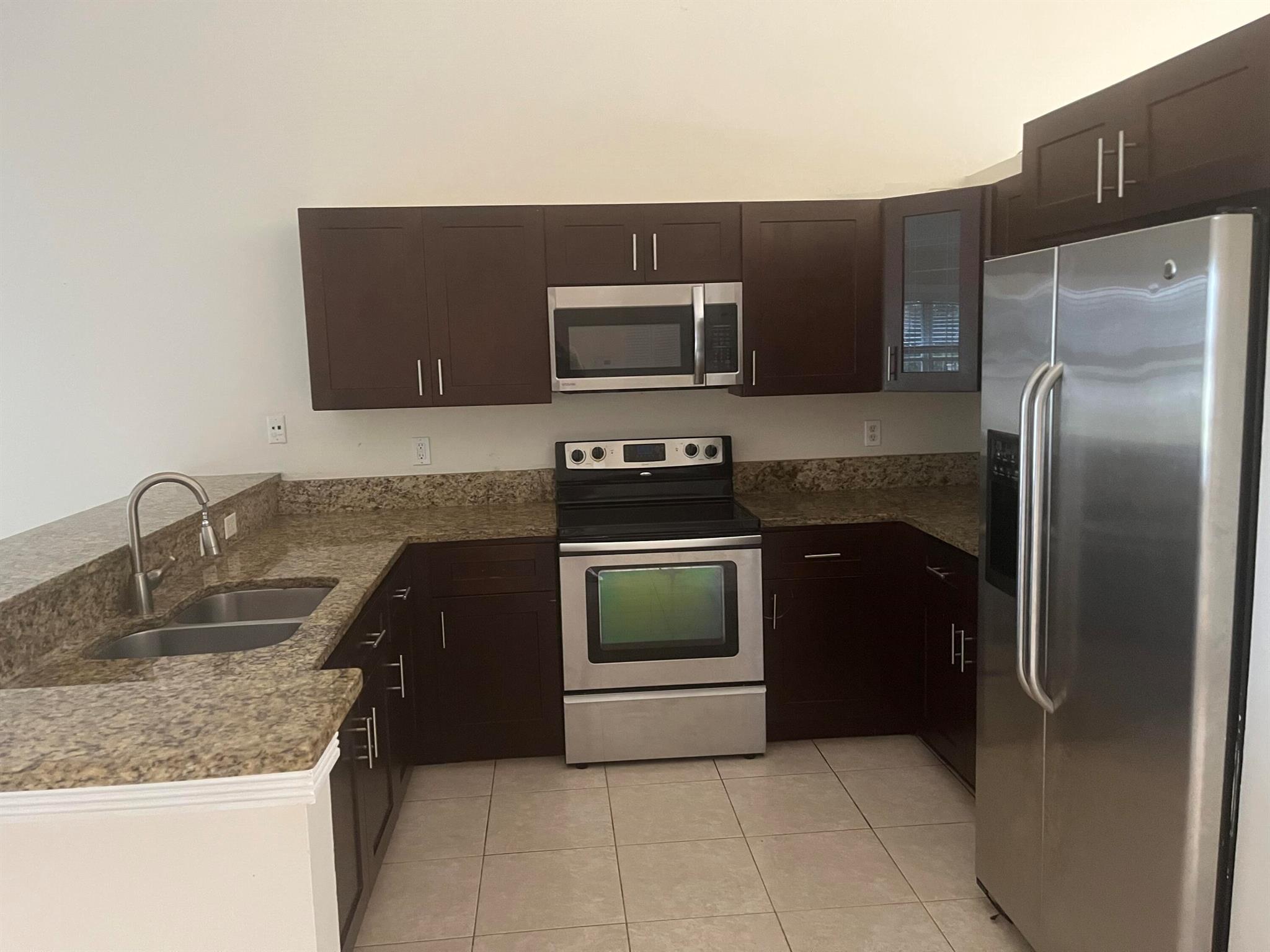 PORT ST LUCIE SECTION 9 - Residential Lease