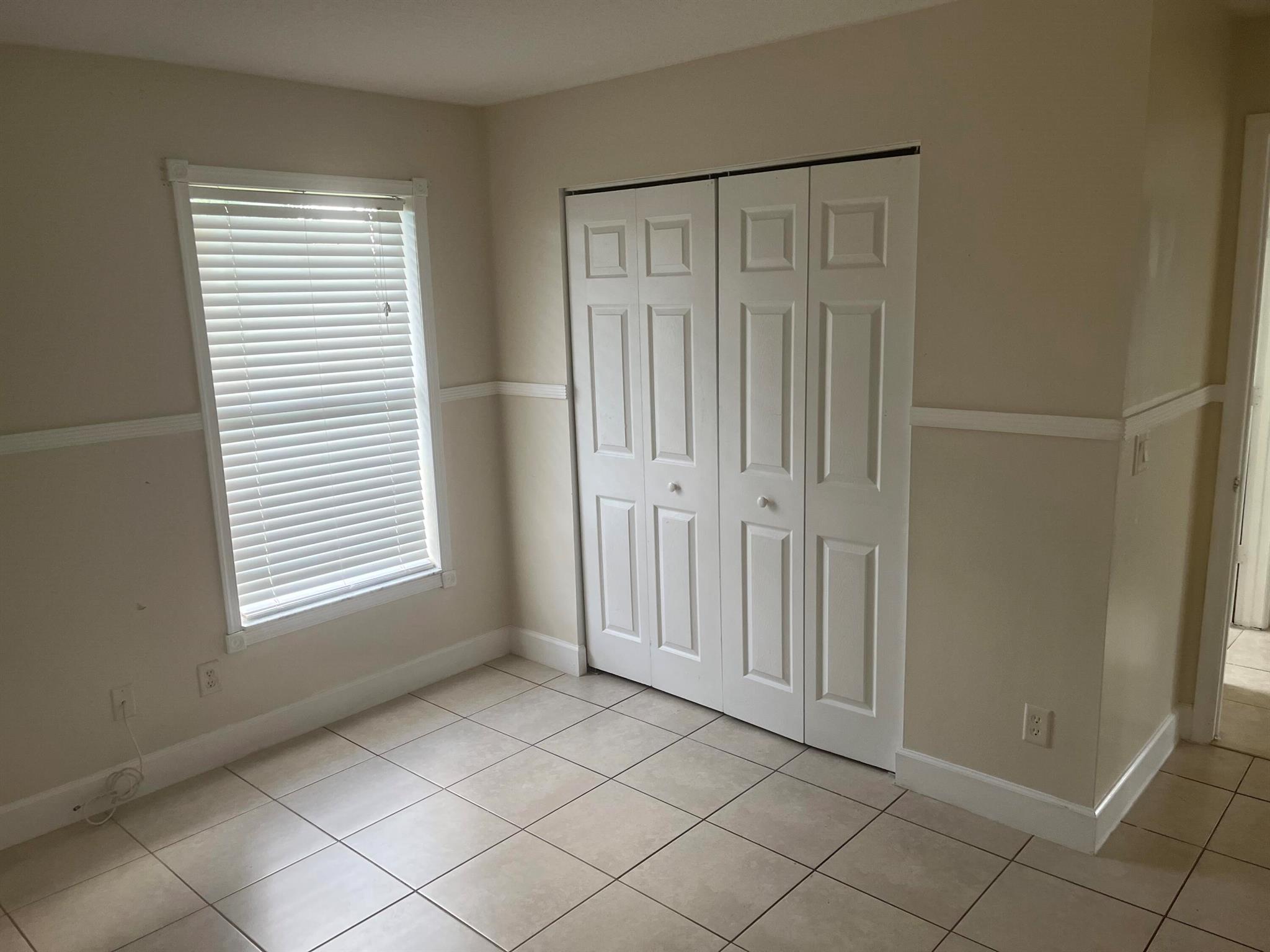 PORT ST LUCIE SECTION 9 - Residential Lease