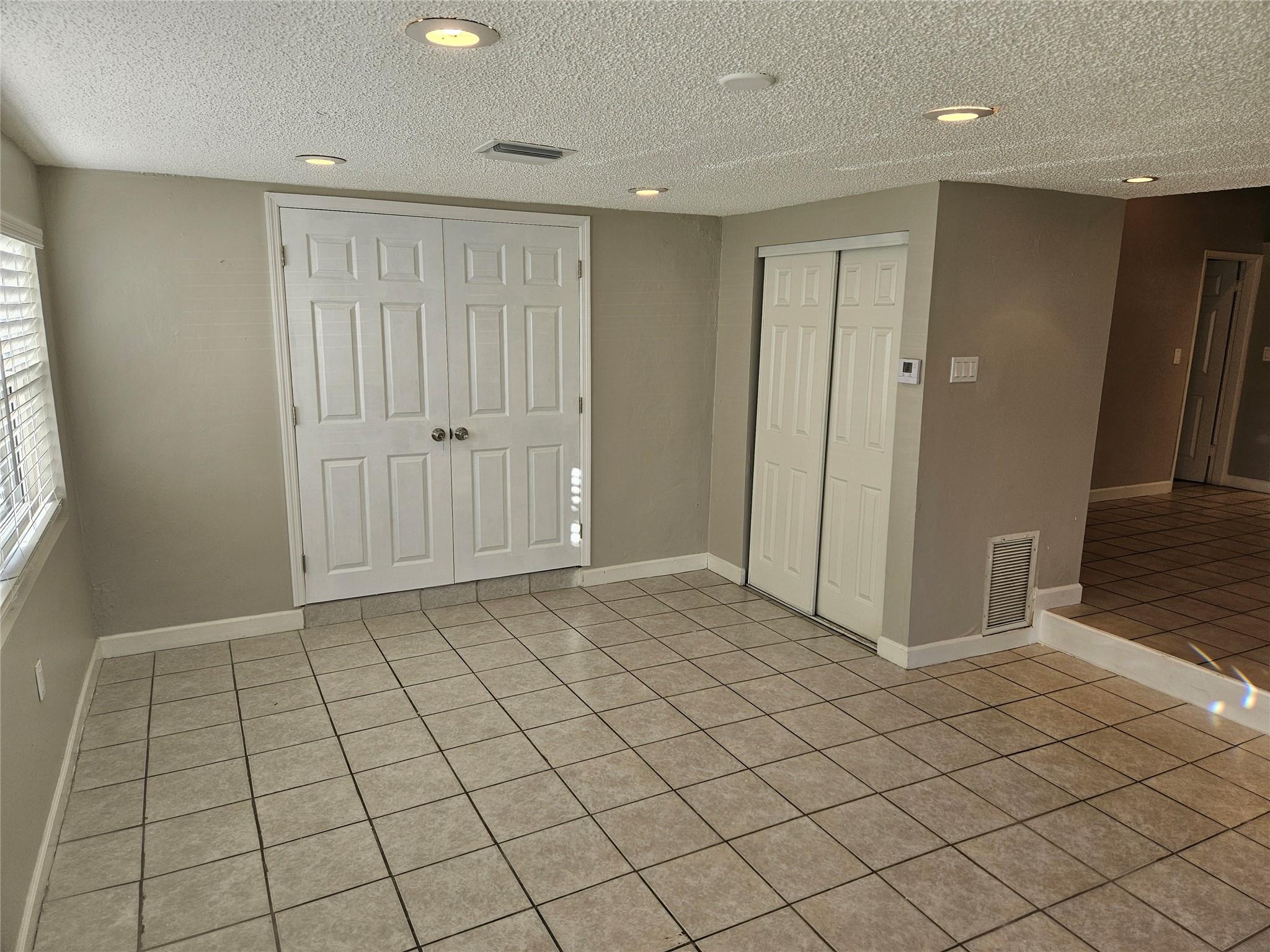 North Margate 50-4 B - Residential Lease