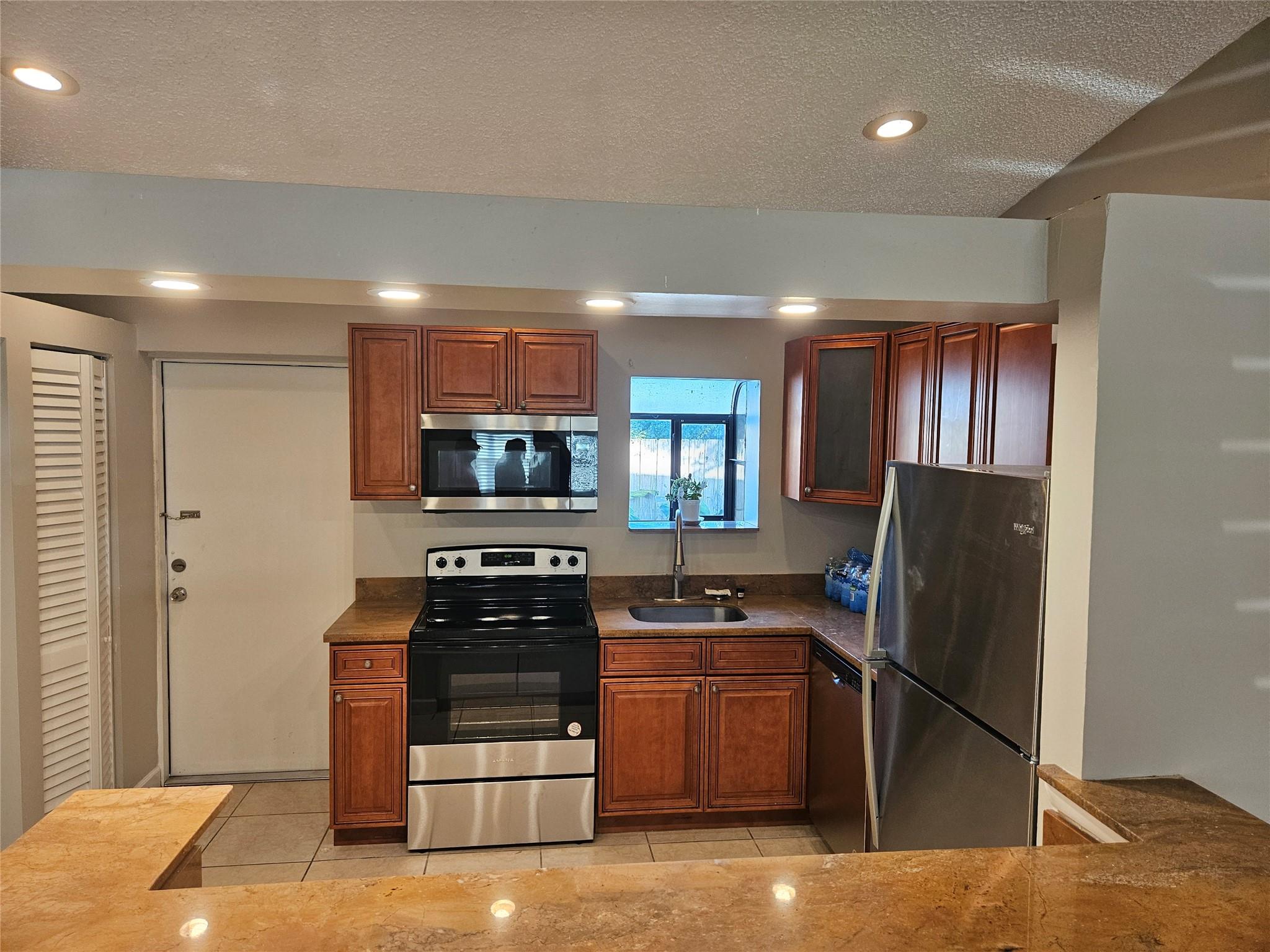 North Margate 50-4 B - Residential Lease