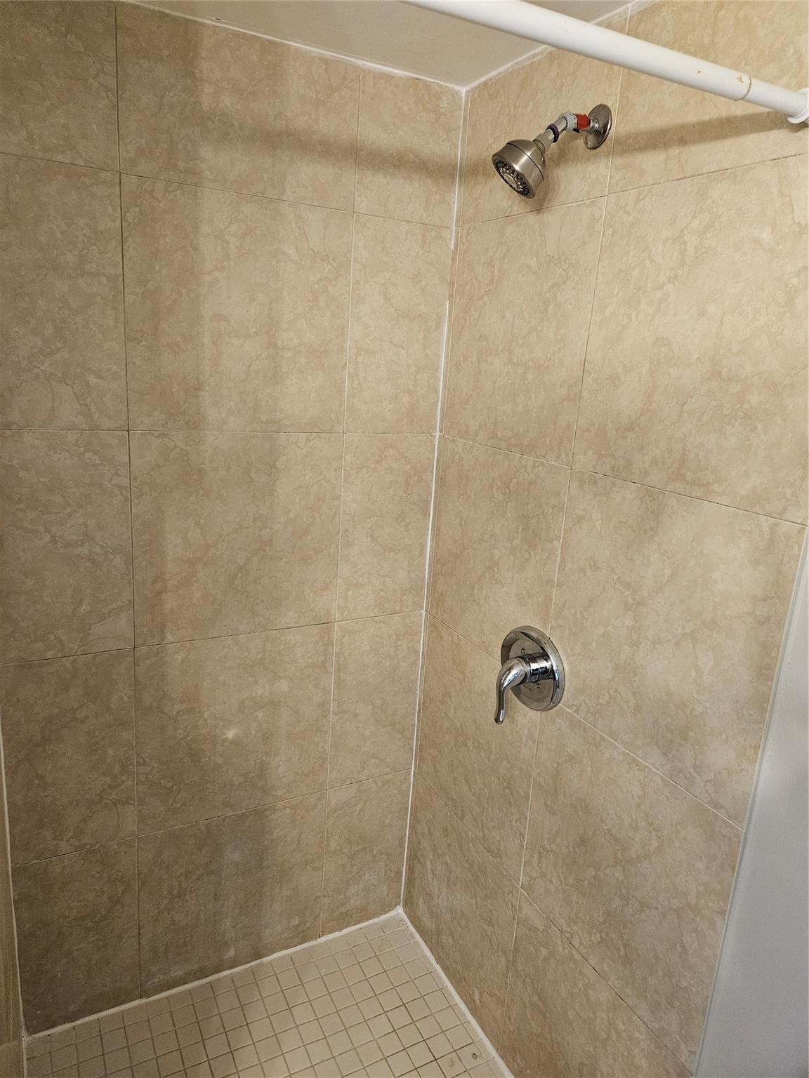 North Margate 50-4 B - Residential Lease