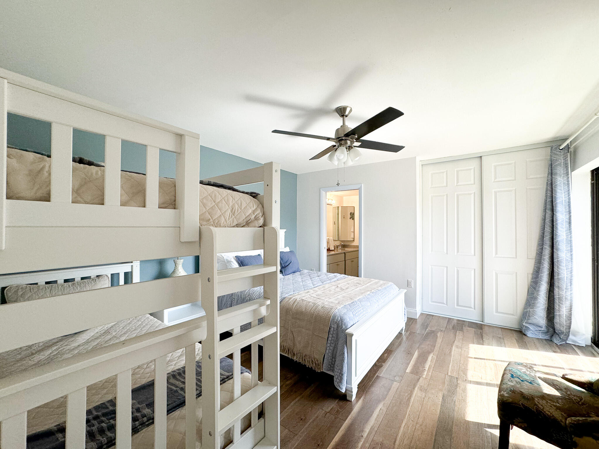 RIVER - Residential Lease