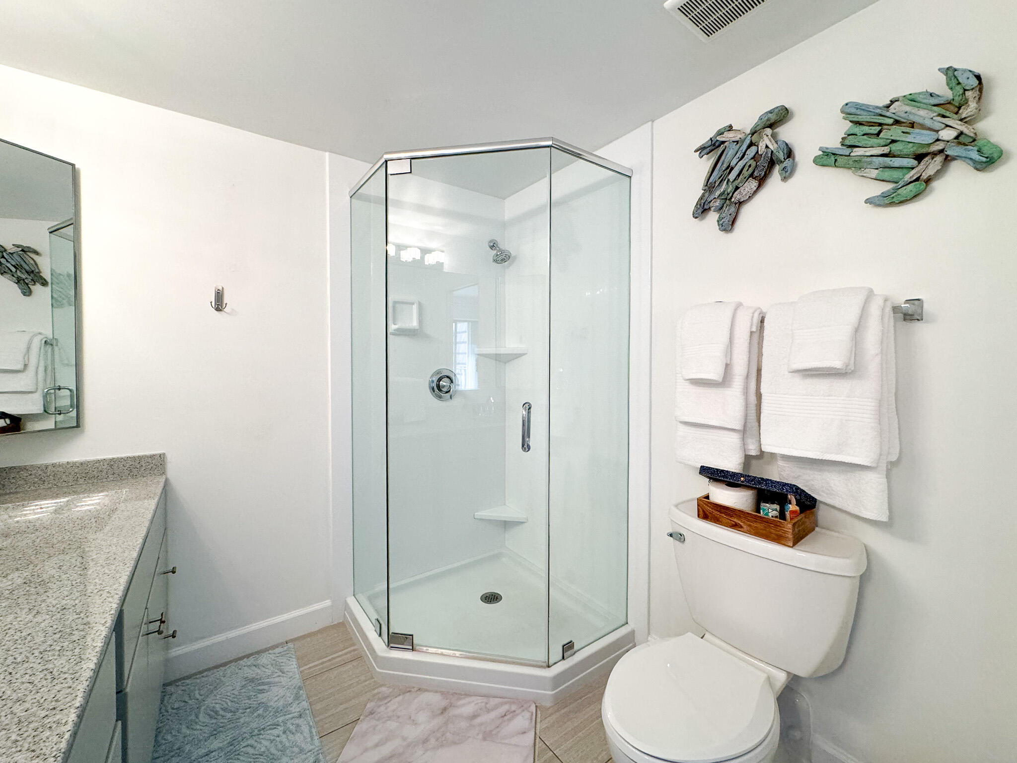 RIVER - Residential Lease