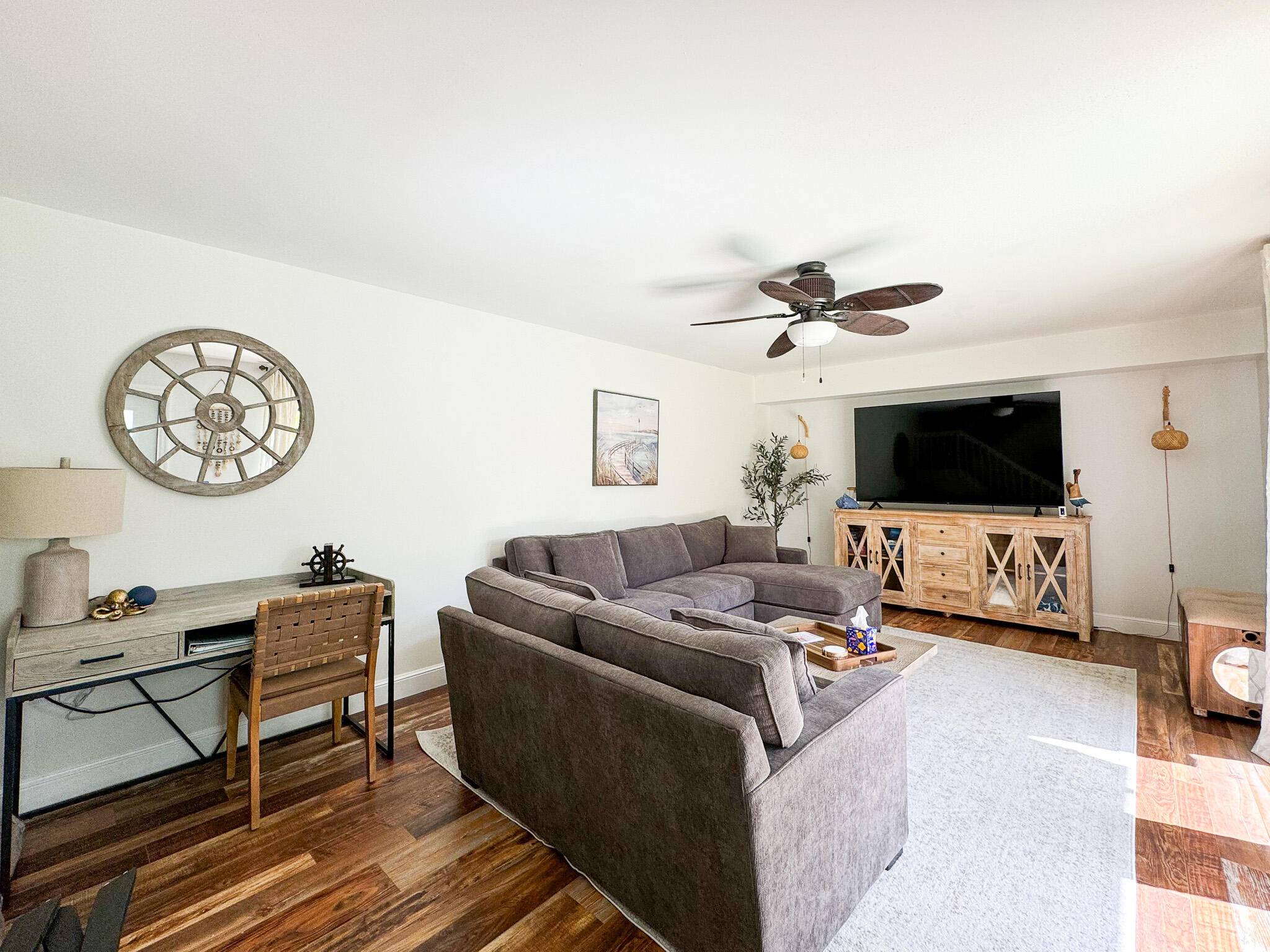 RIVER - Residential Lease