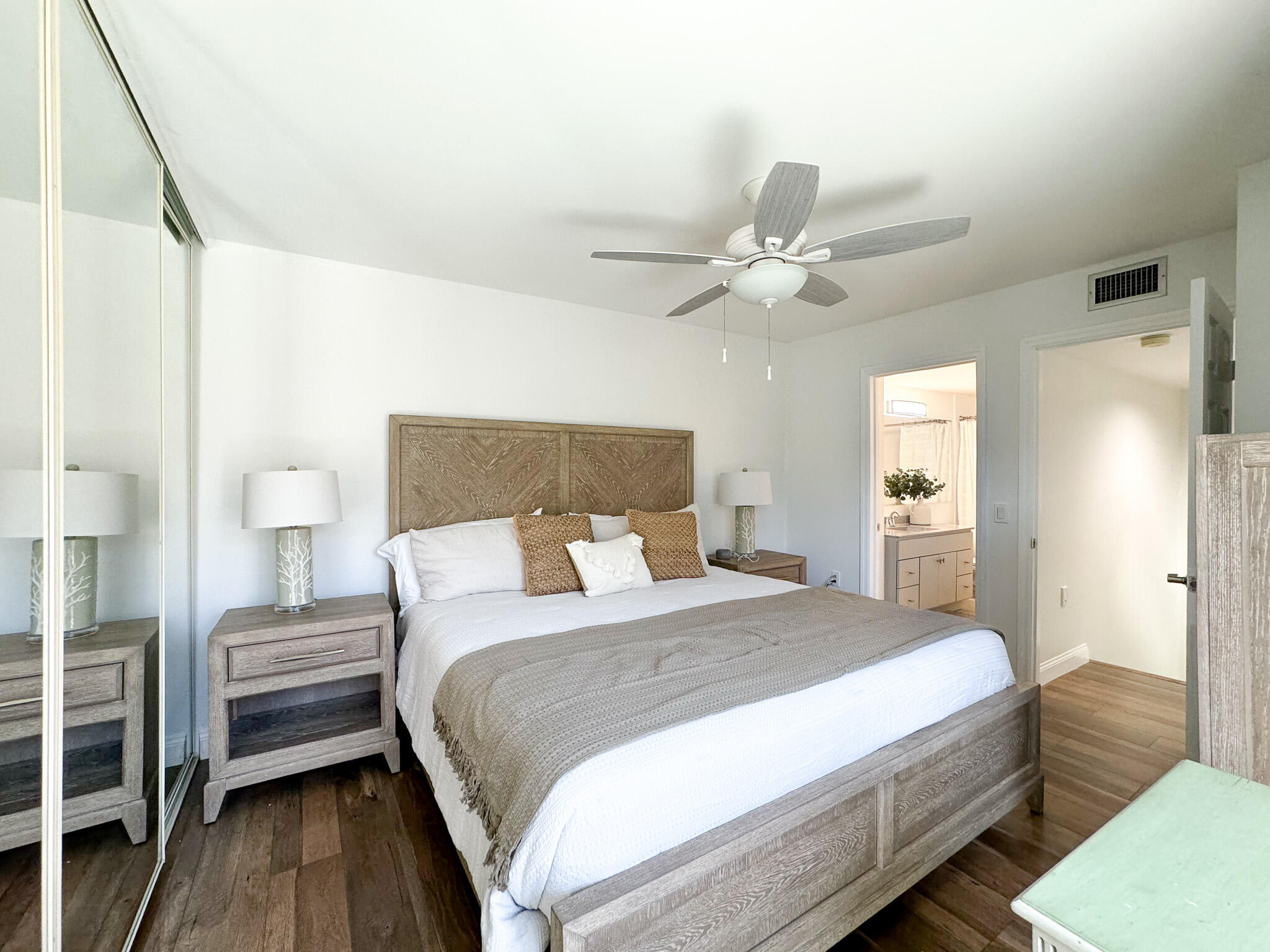 RIVER - Residential Lease