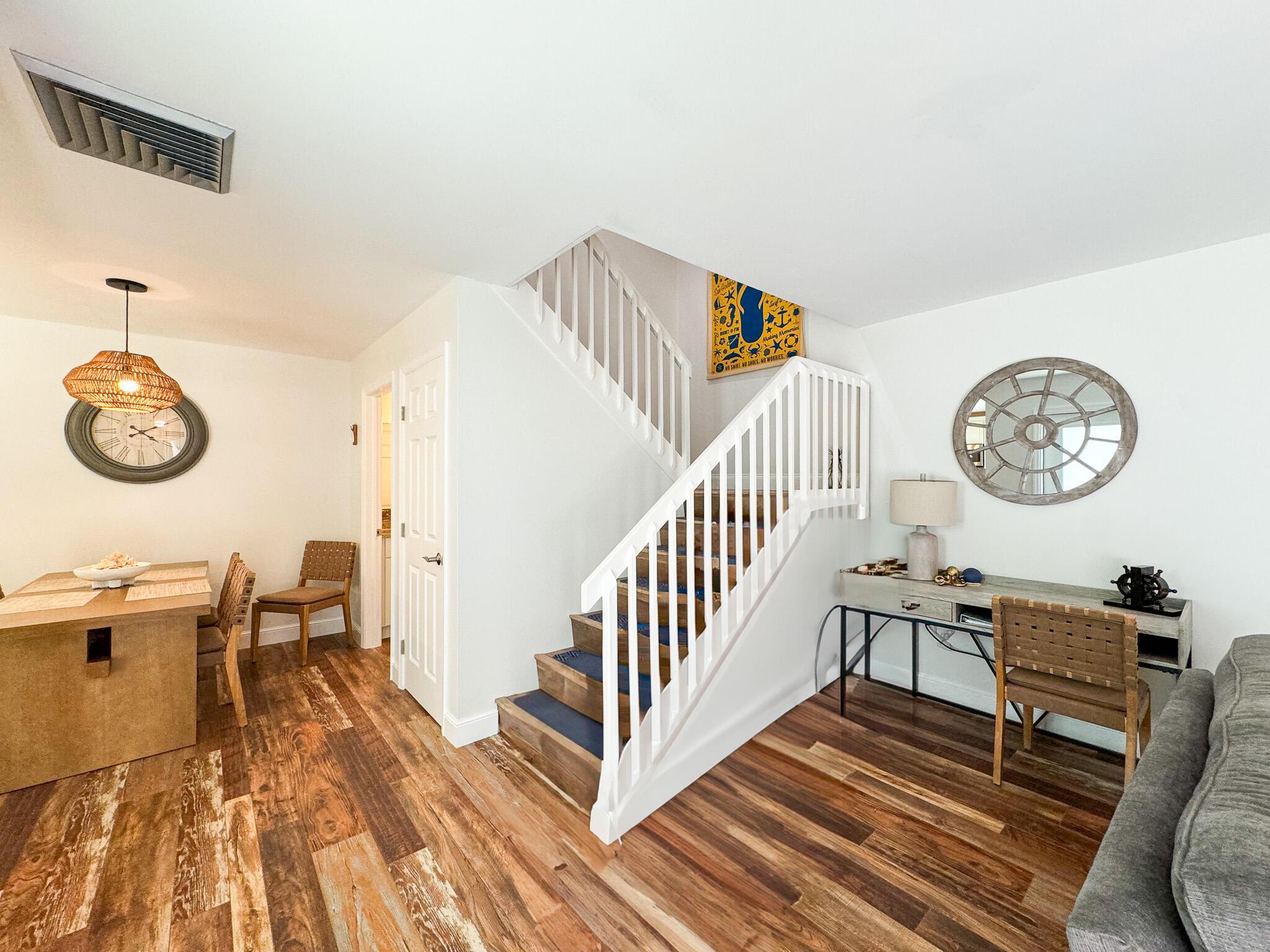 RIVER - Residential Lease