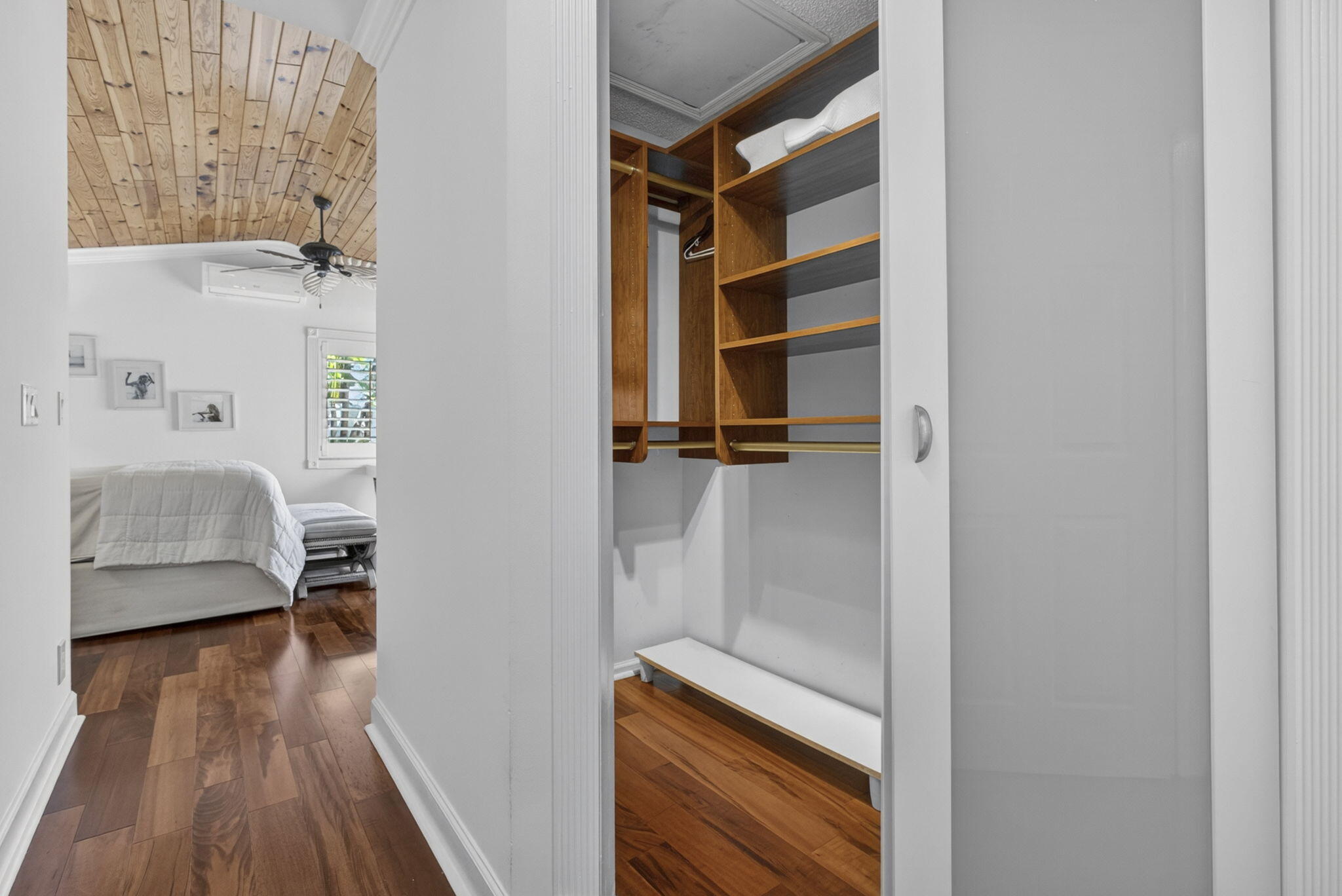 CRYSTAL POINTE 2 - Residential