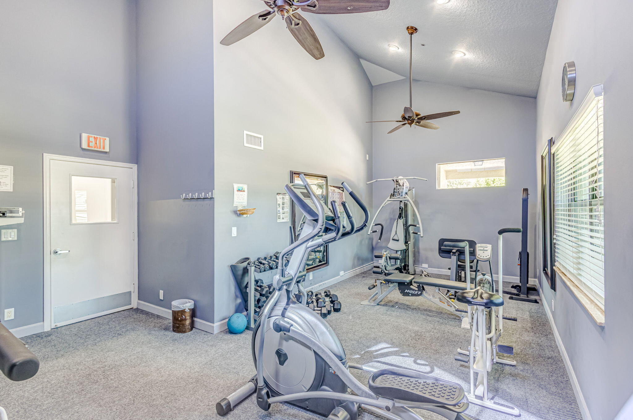 CRYSTAL POINTE 2 - Residential