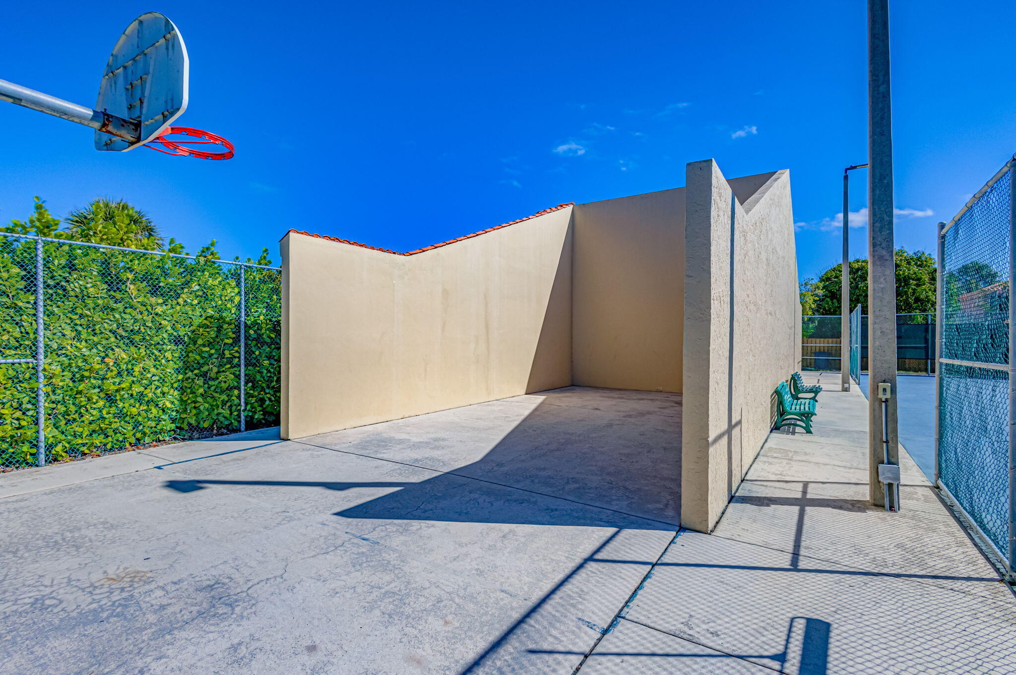 CRYSTAL POINTE 2 - Residential