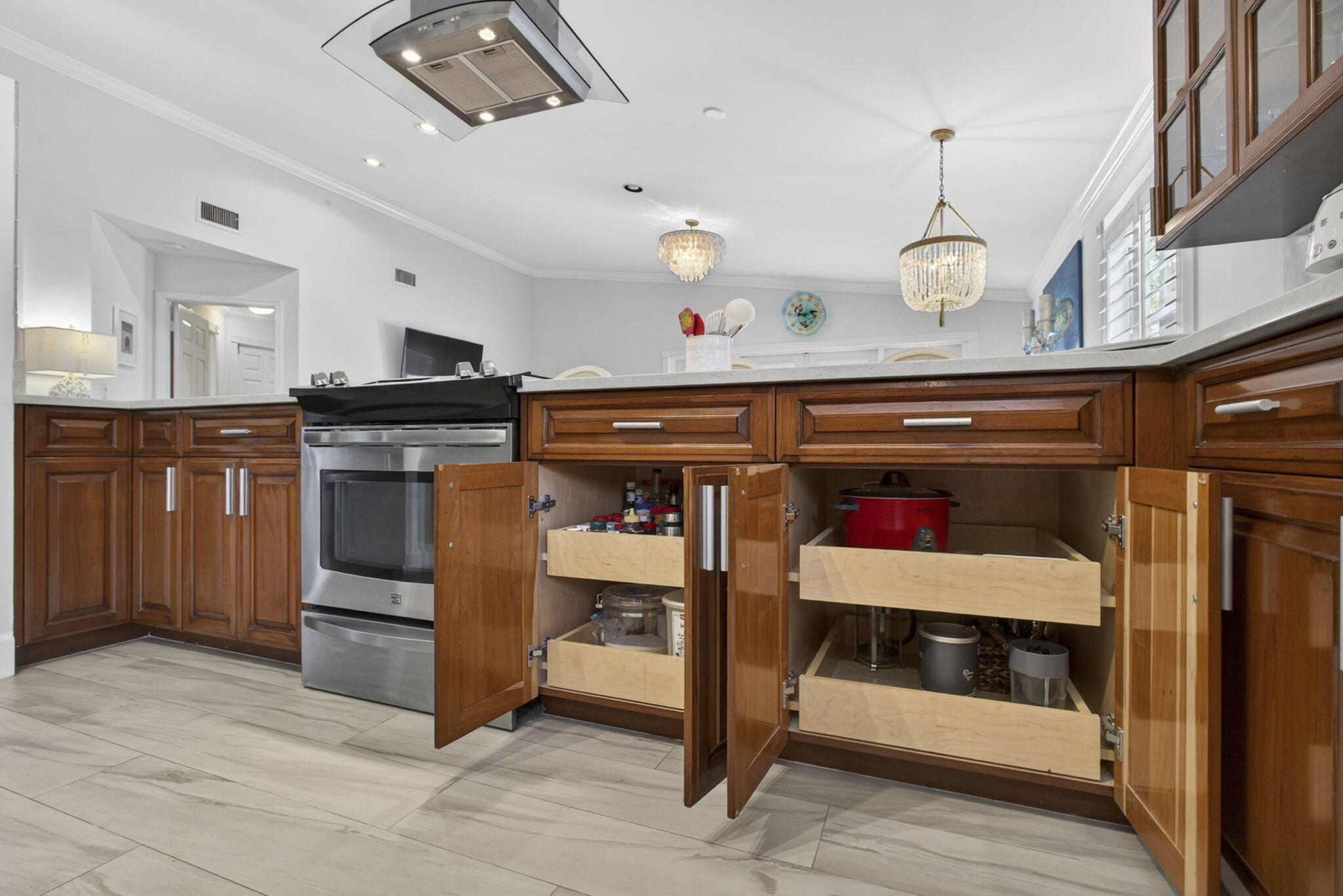 CRYSTAL POINTE 2 - Residential