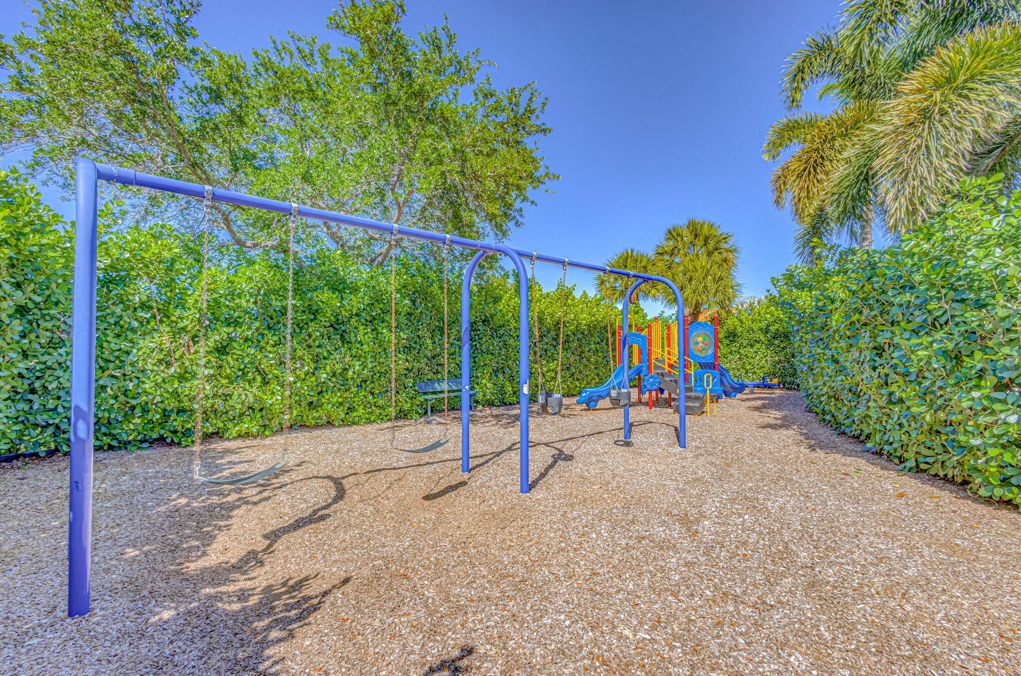 CRYSTAL POINTE 2 - Residential