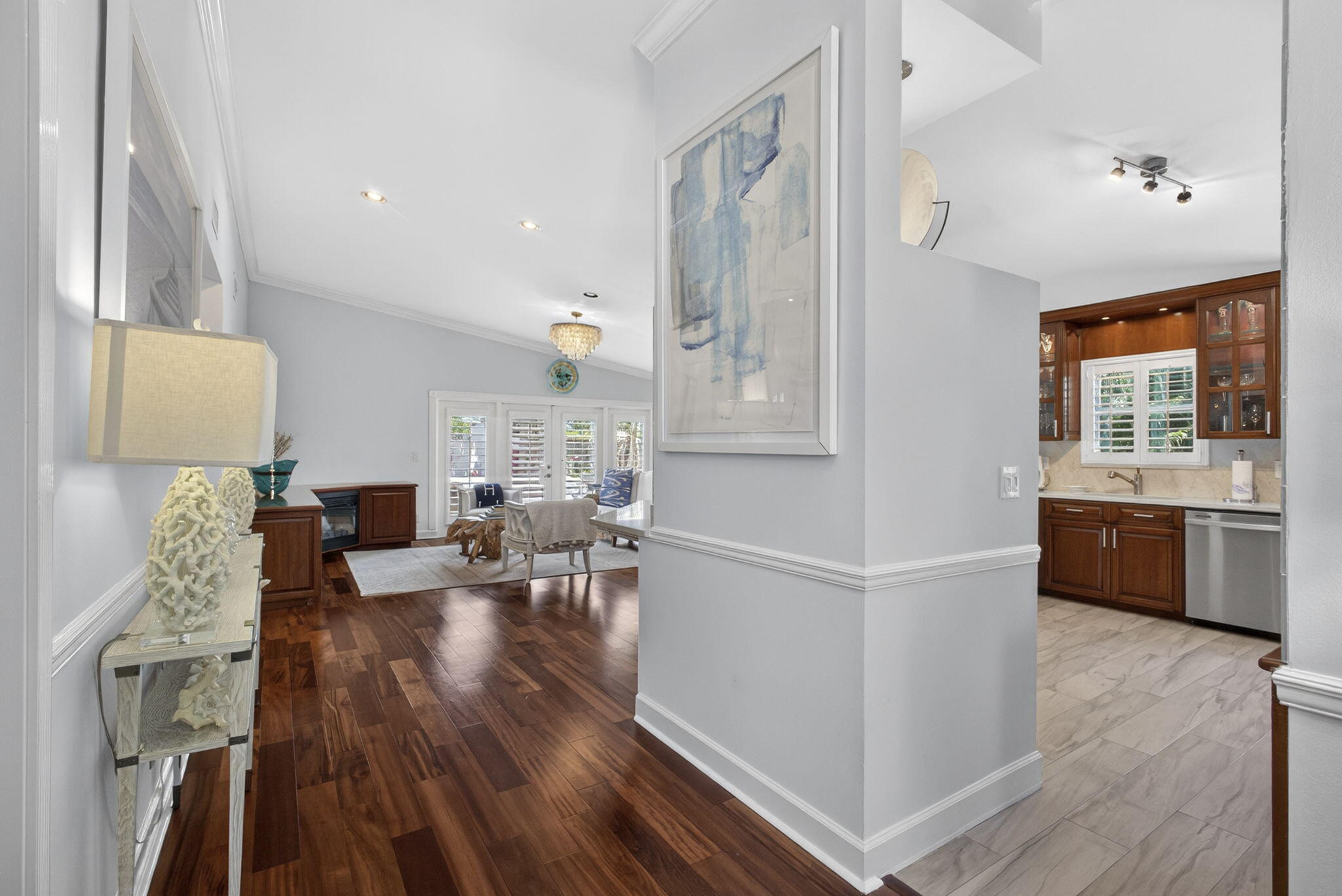 CRYSTAL POINTE 2 - Residential