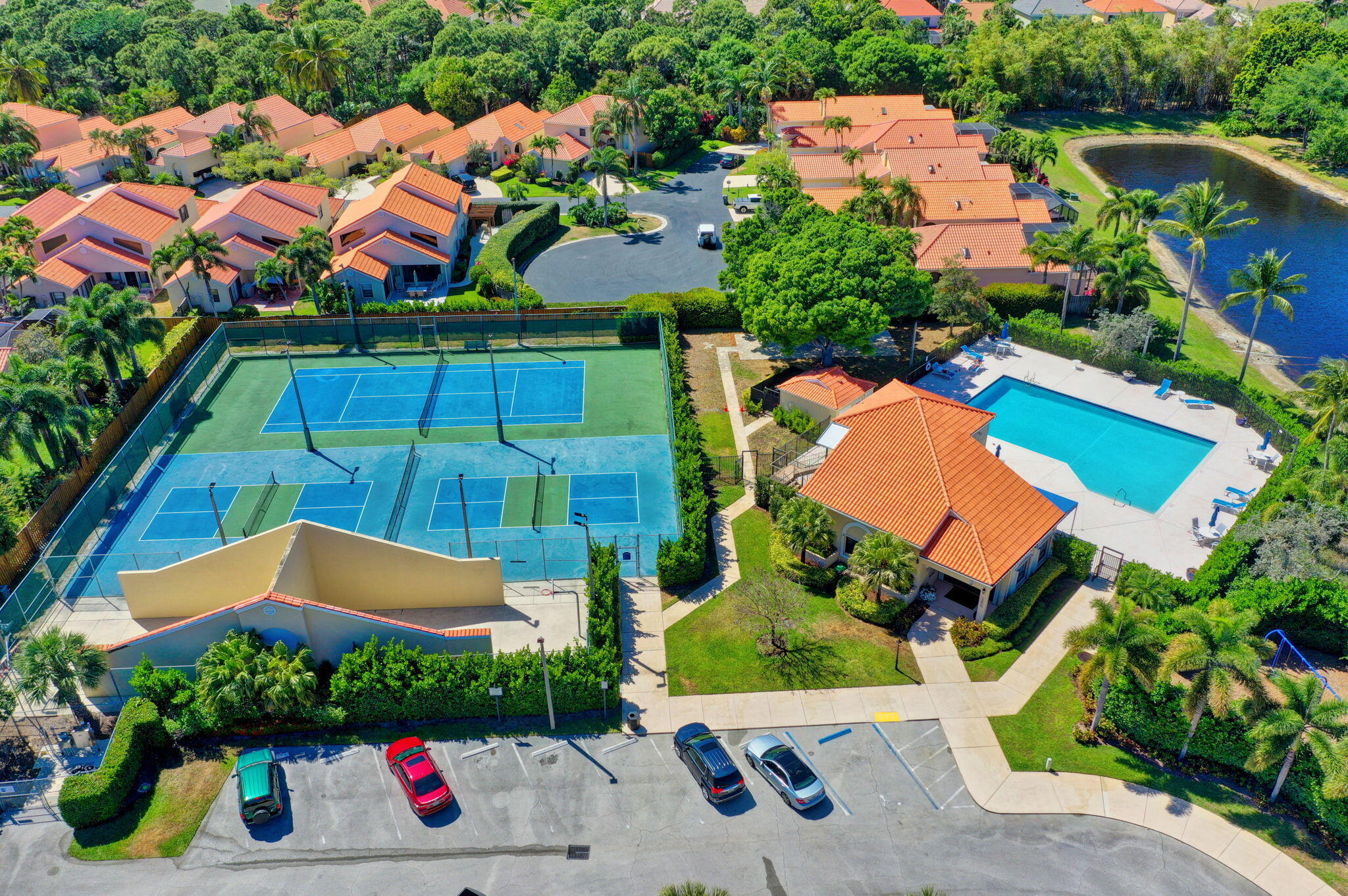 CRYSTAL POINTE 2 - Residential