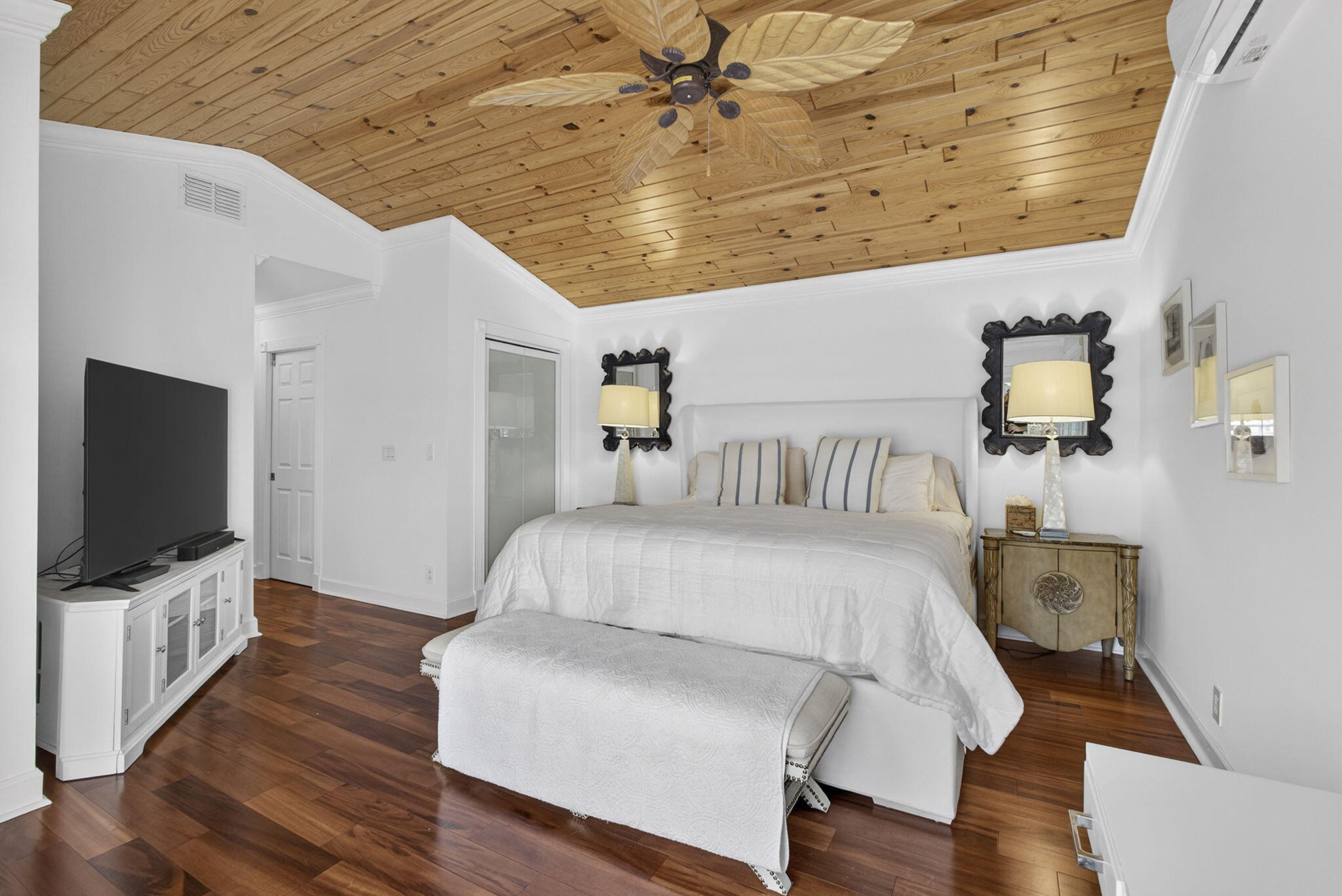 CRYSTAL POINTE 2 - Residential