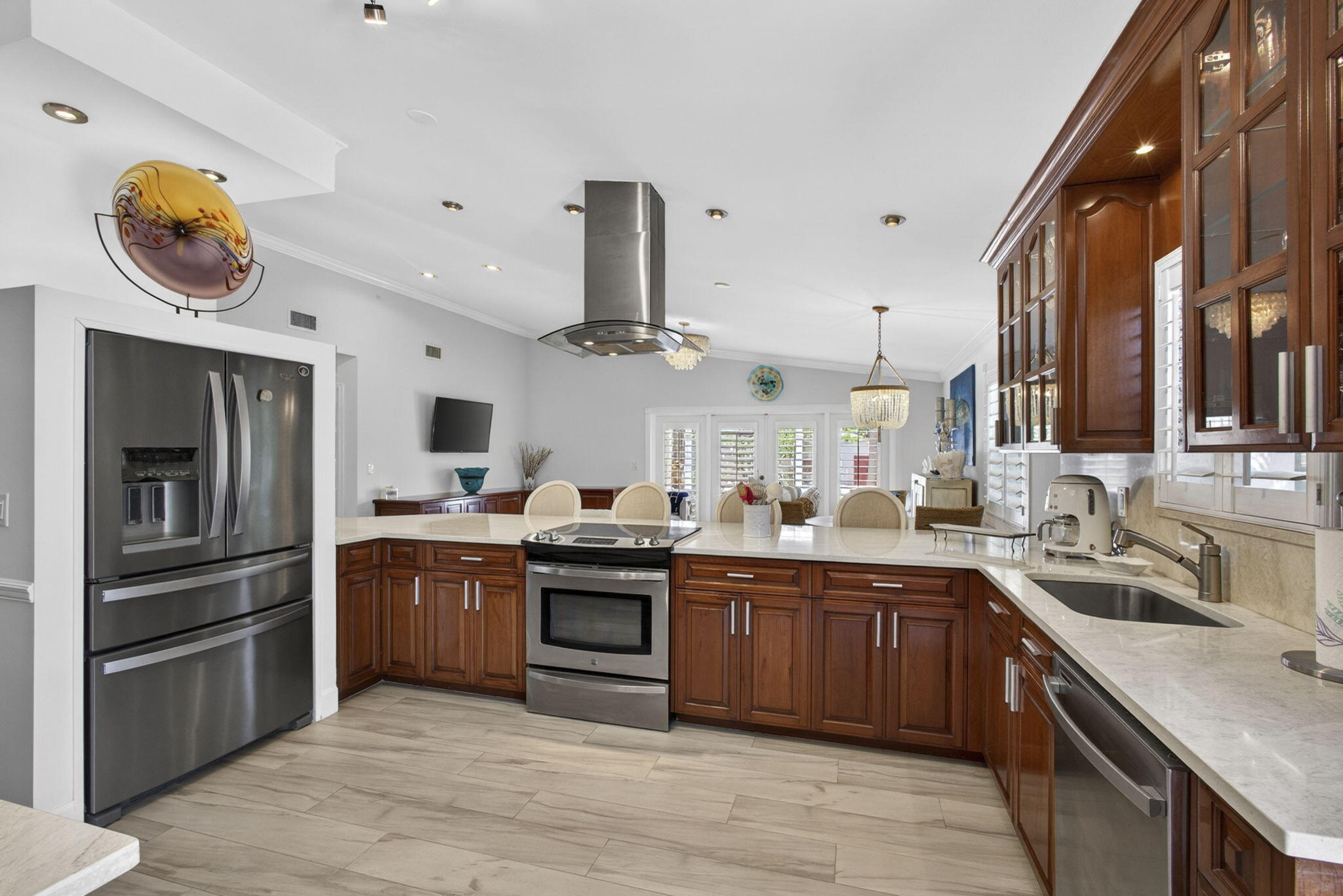 CRYSTAL POINTE 2 - Residential