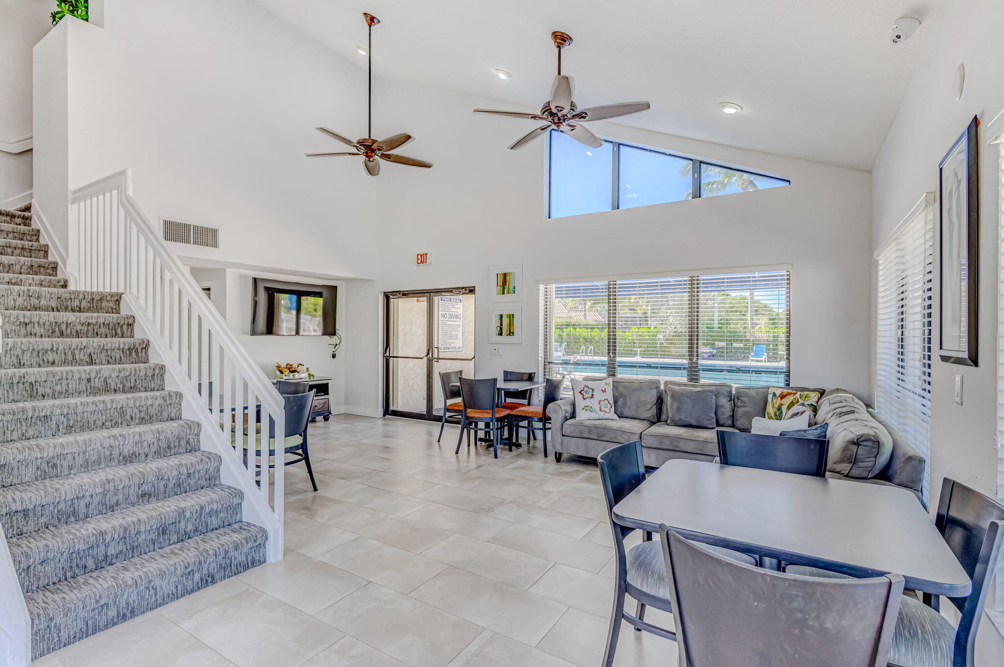 CRYSTAL POINTE 2 - Residential