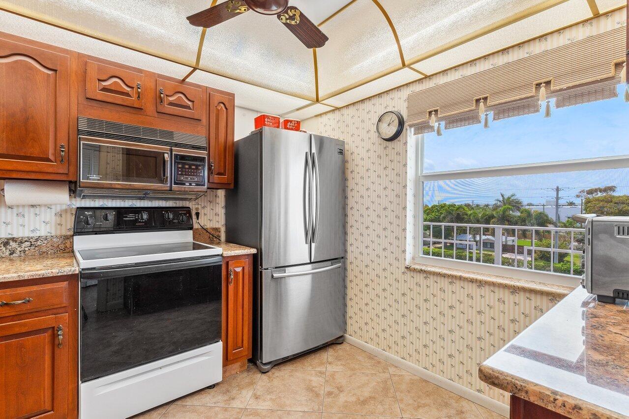 TROPIC BAY CONDOMINIUM & MARINA - Residential