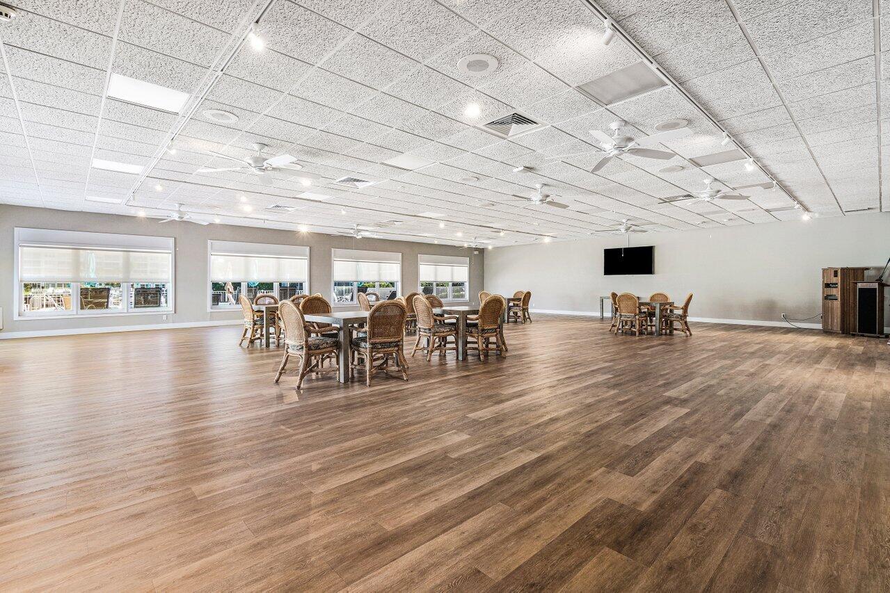 TROPIC BAY CONDOMINIUM & MARINA - Residential