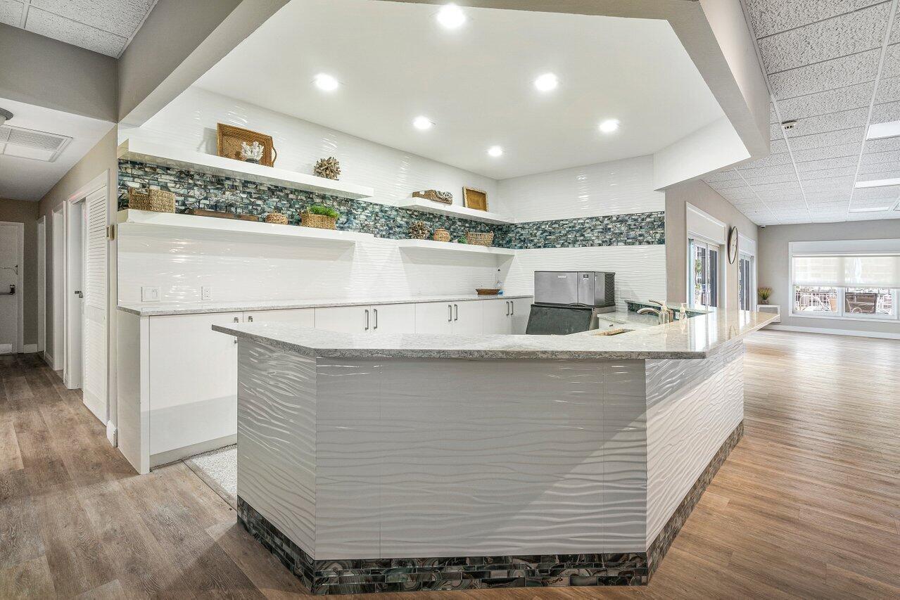 TROPIC BAY CONDOMINIUM & MARINA - Residential