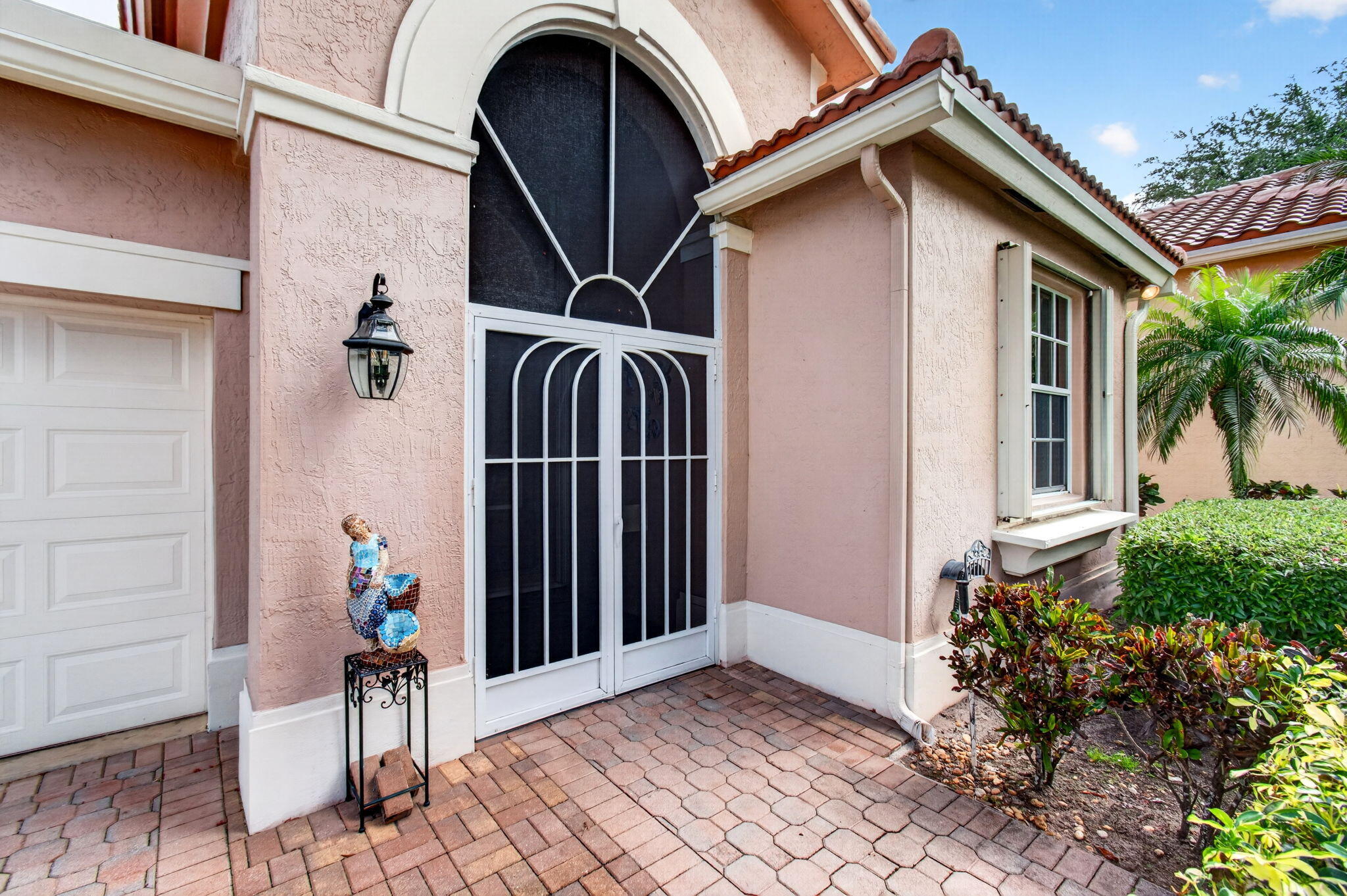 CORAL LAKES - Residential