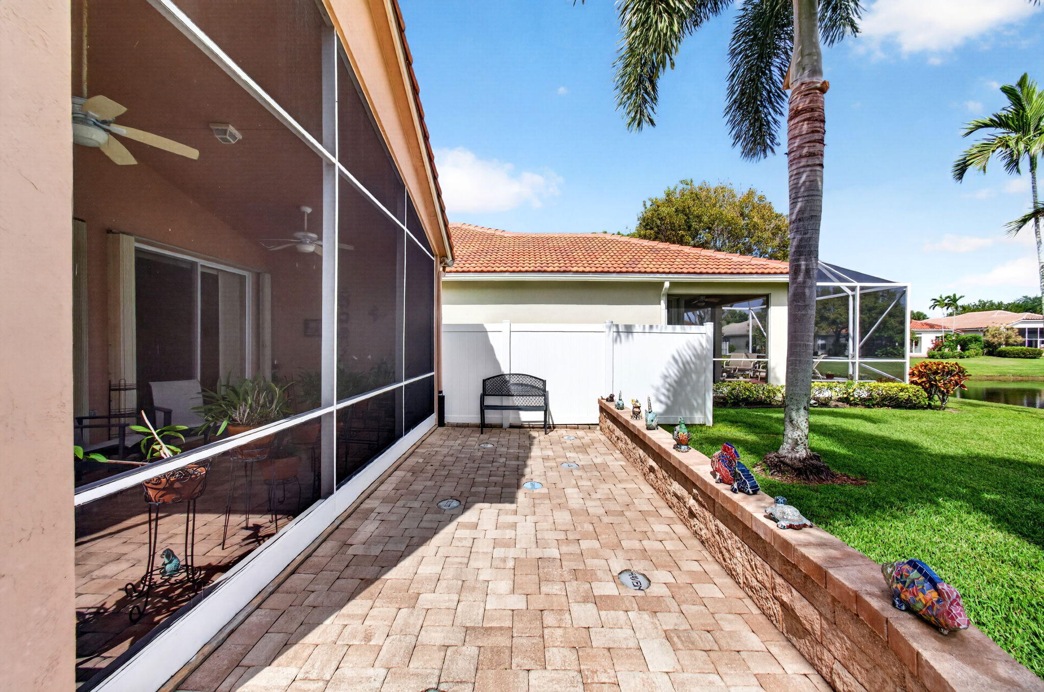 CORAL LAKES - Residential