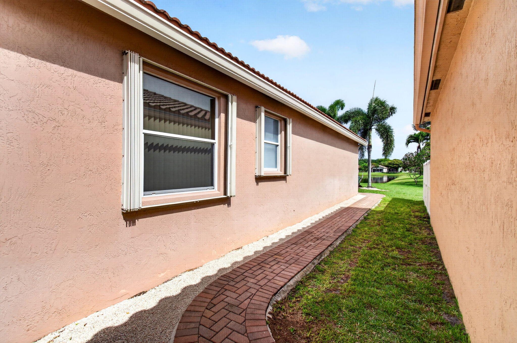 CORAL LAKES - Residential