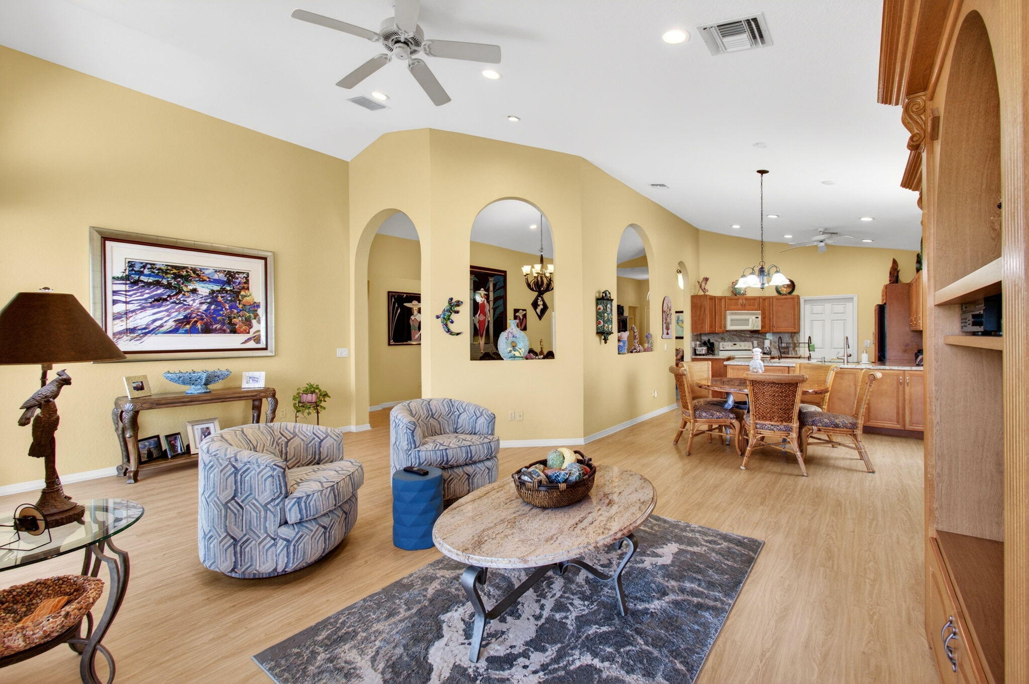 CORAL LAKES - Residential